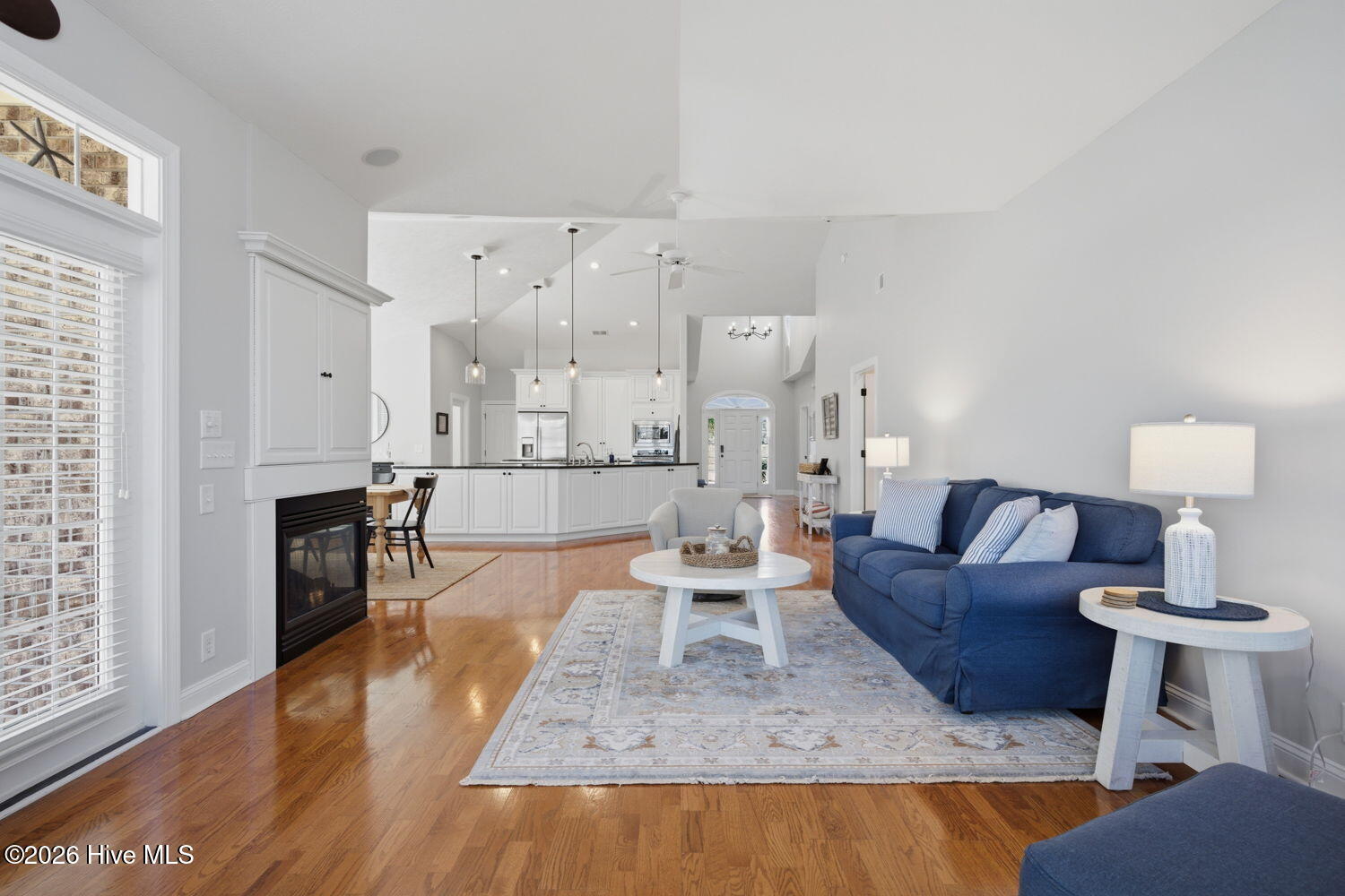 100555099 | Photo 10