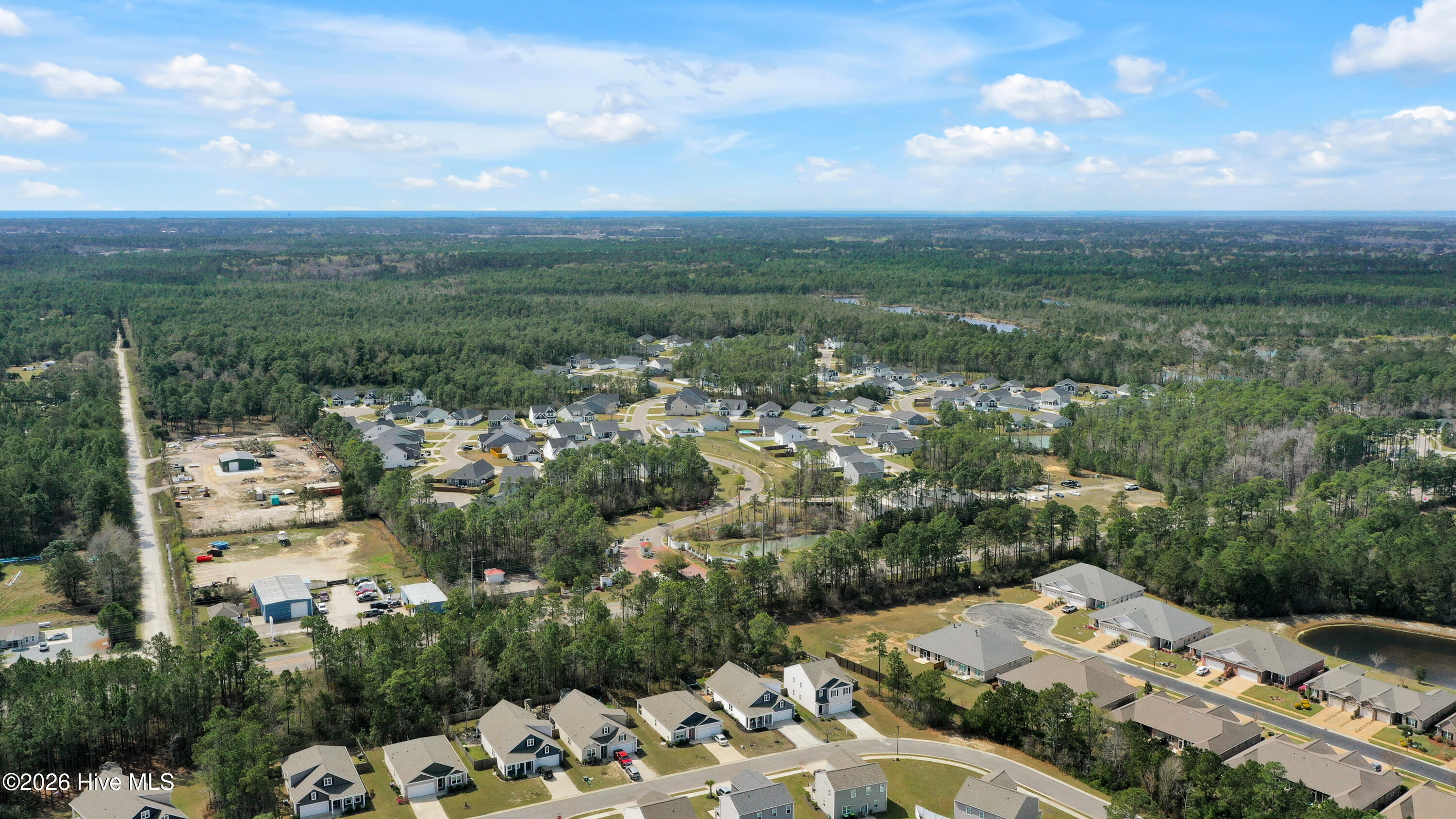 100563404 | Photo 37