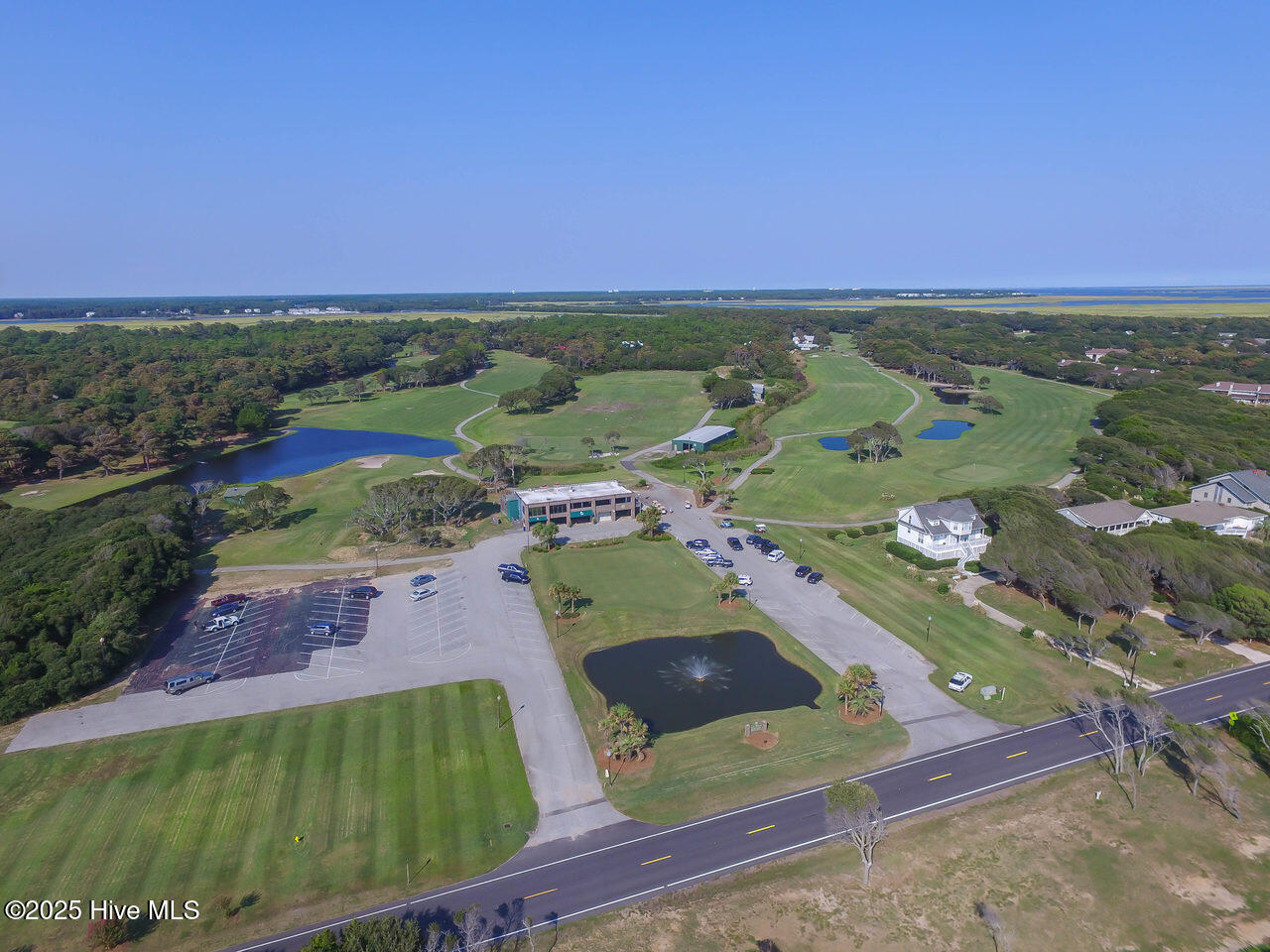 142 NE 18th Street, Oak Island, NC, 28465