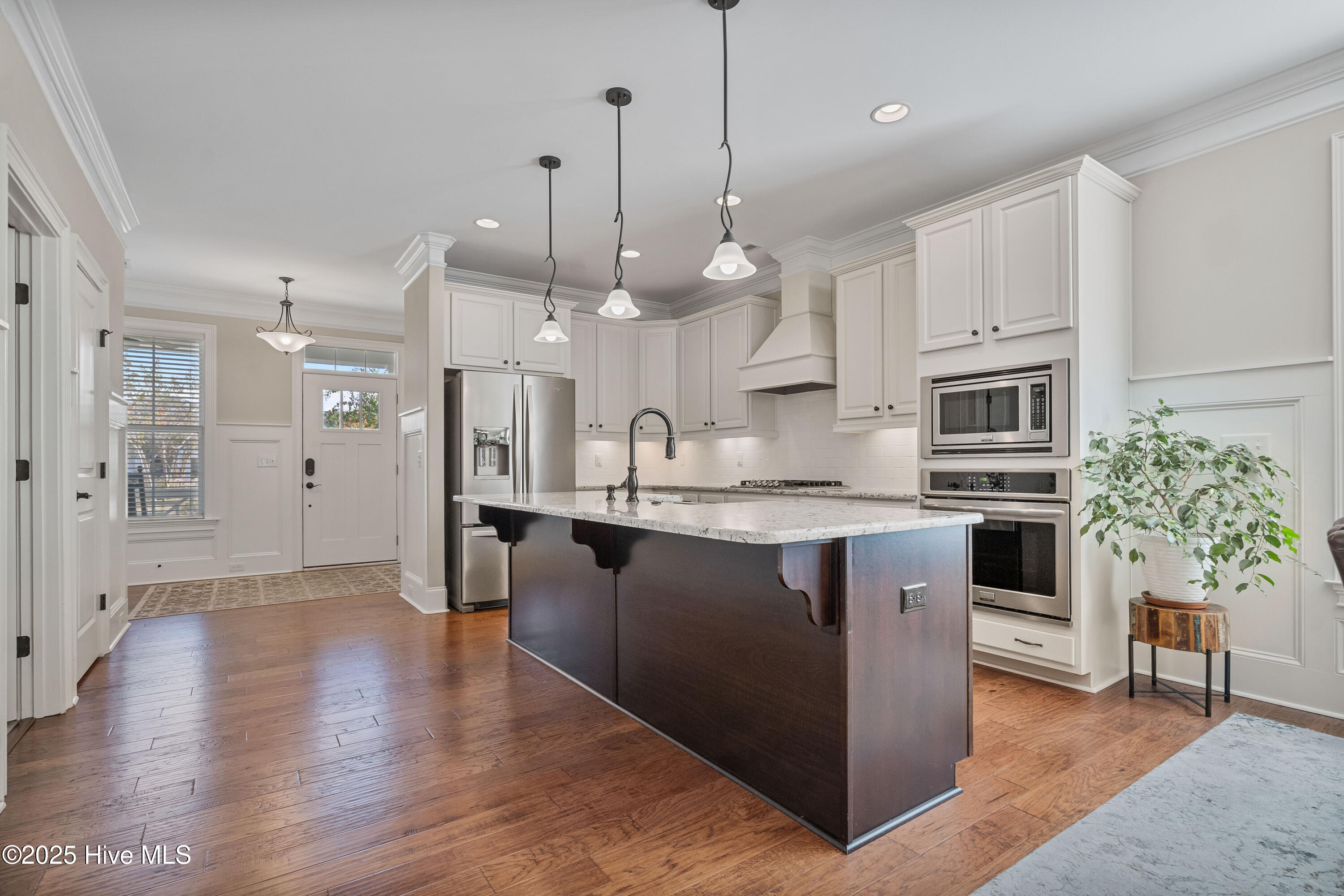 100539660 | Photo 17