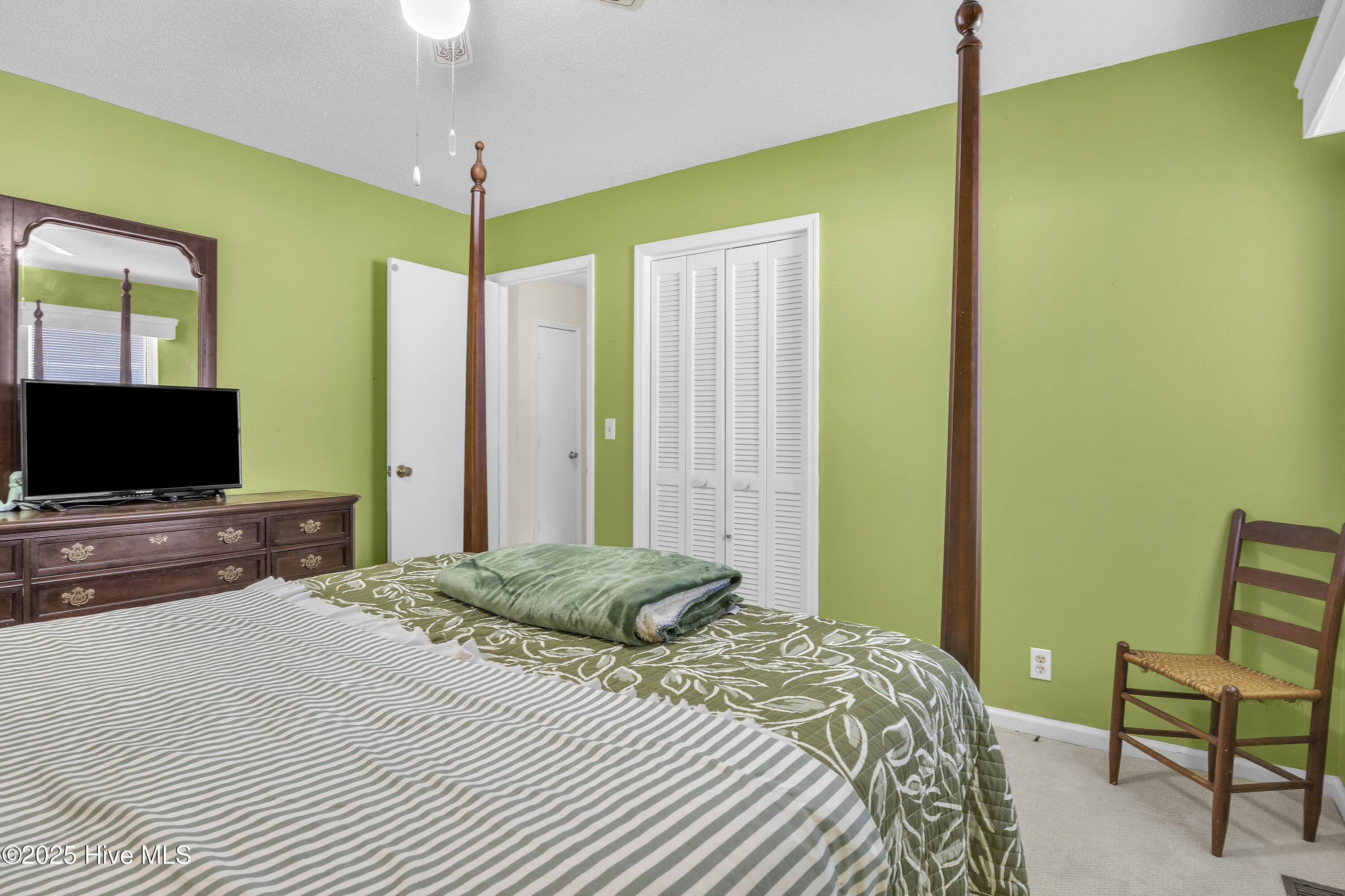 100536846 | Photo 27