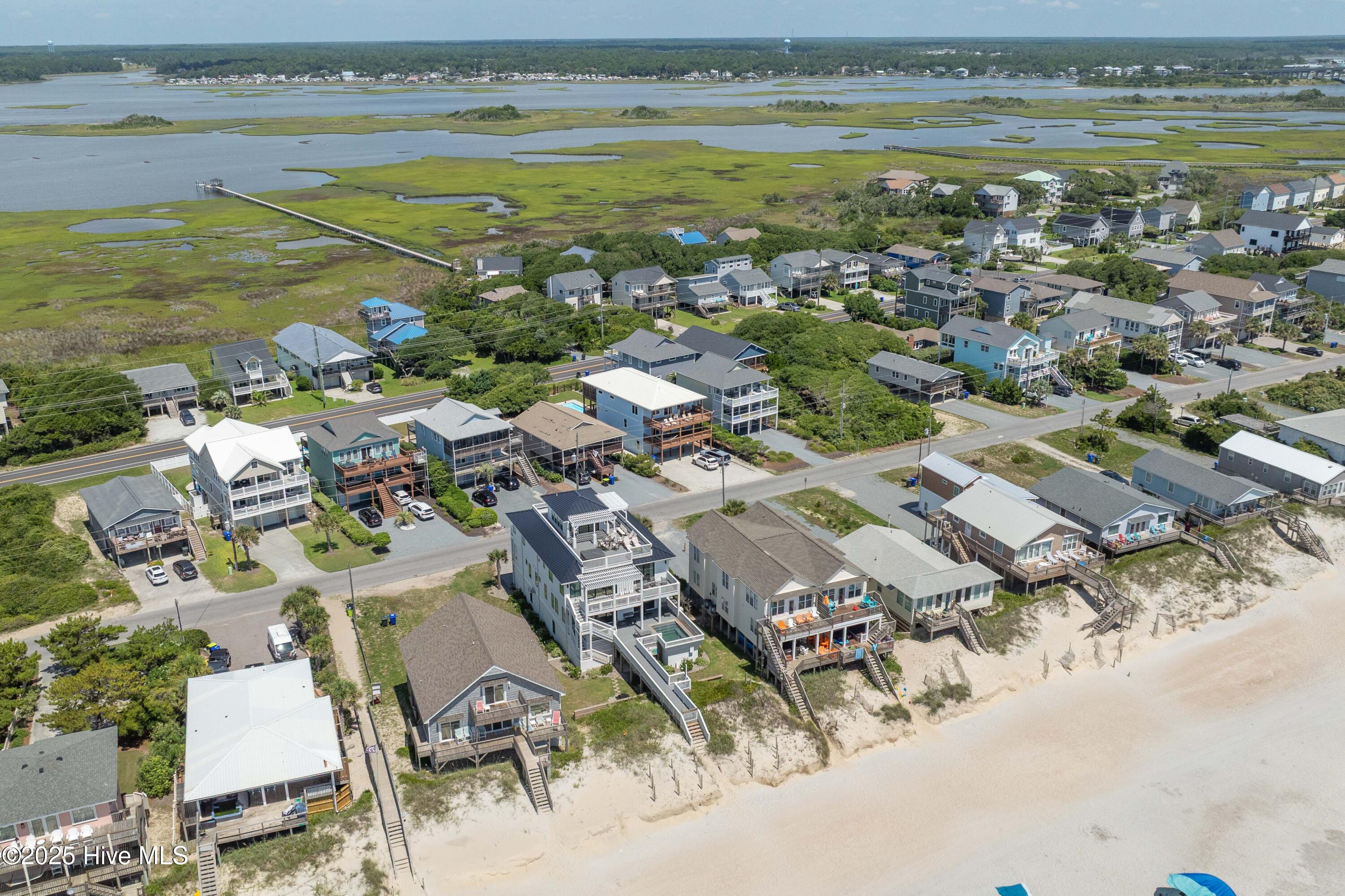 100524182 | Photo 48