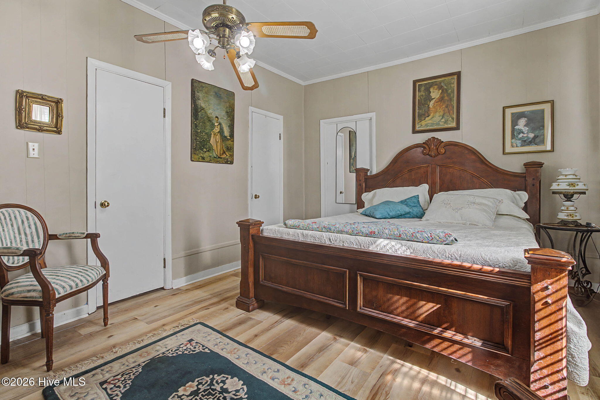 100556985 | Photo 14