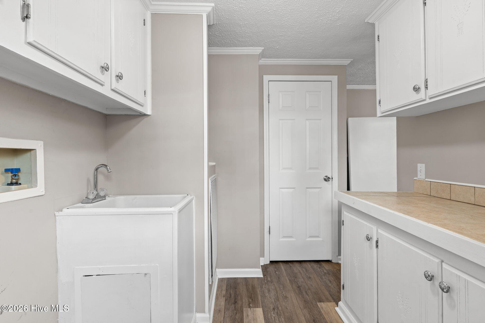 100551725 | Photo 41