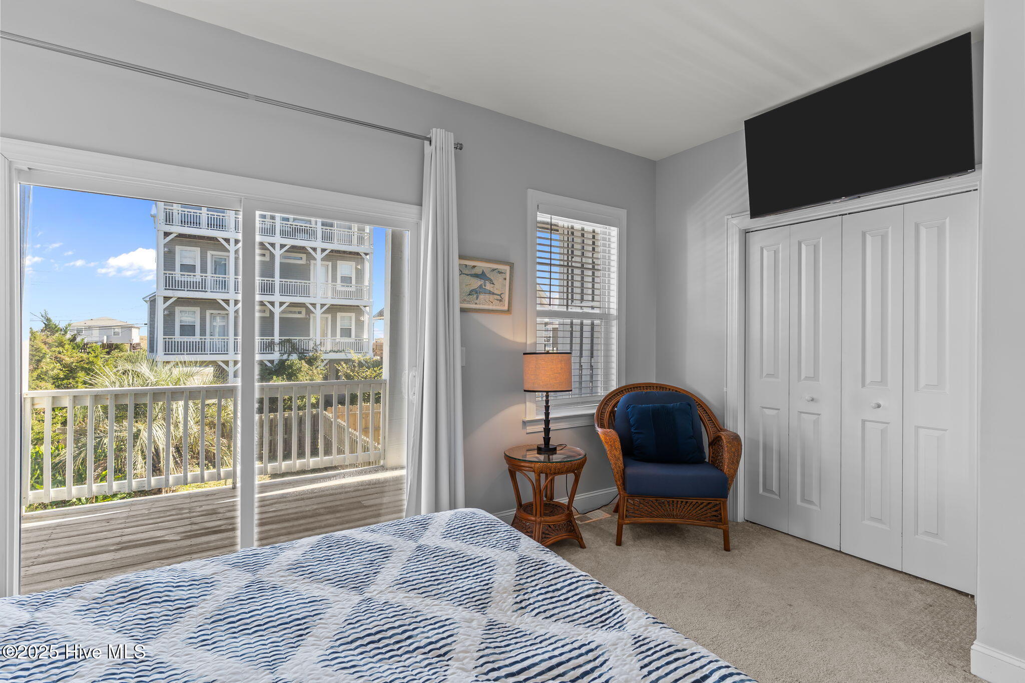 100540716 | Photo 29