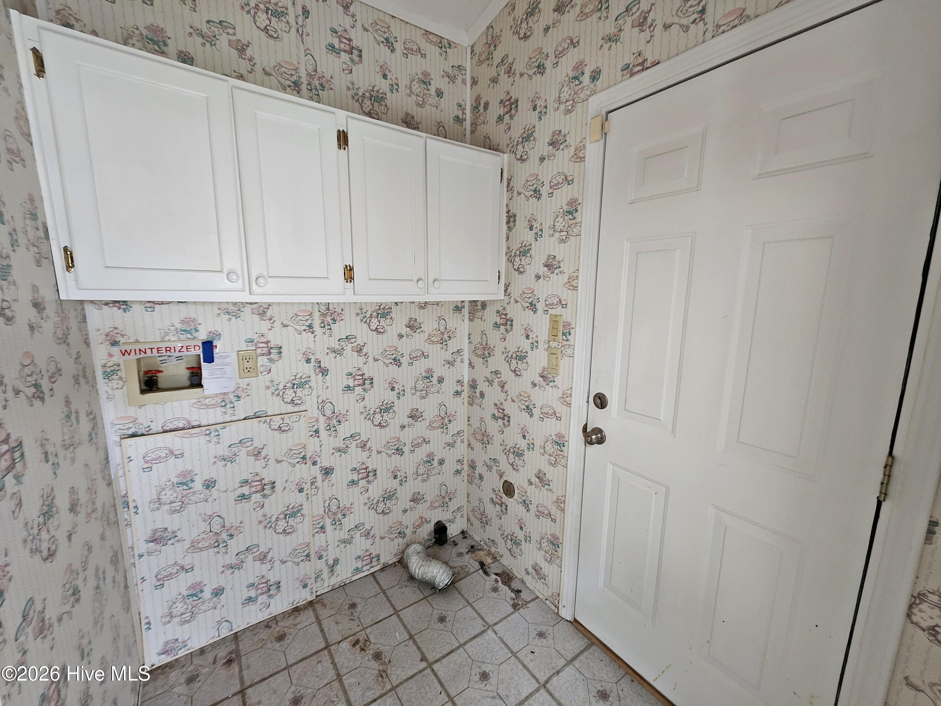 100566960 | Photo 25