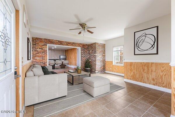 100565102 | Photo 29