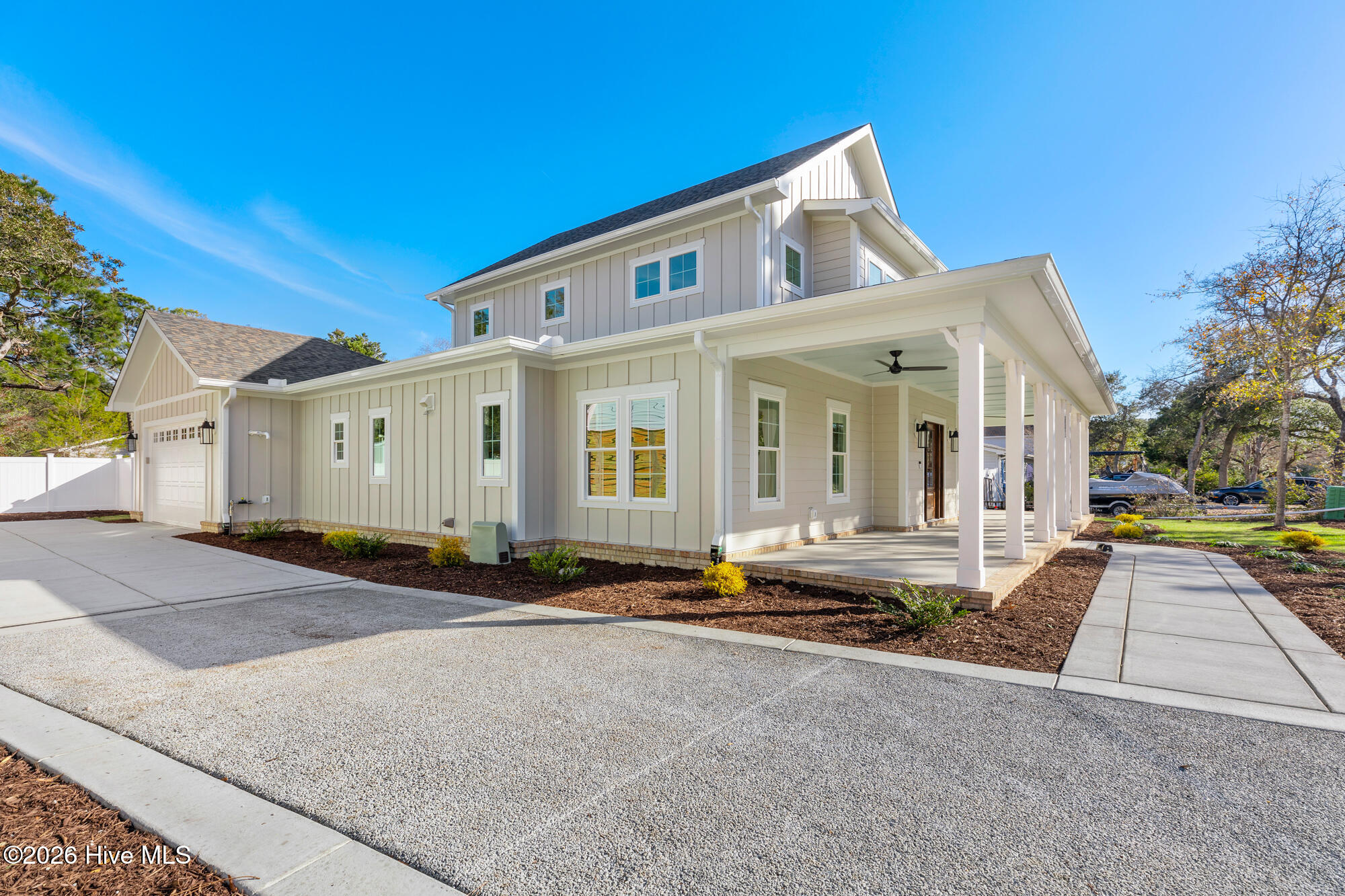 100516675 | Photo 85