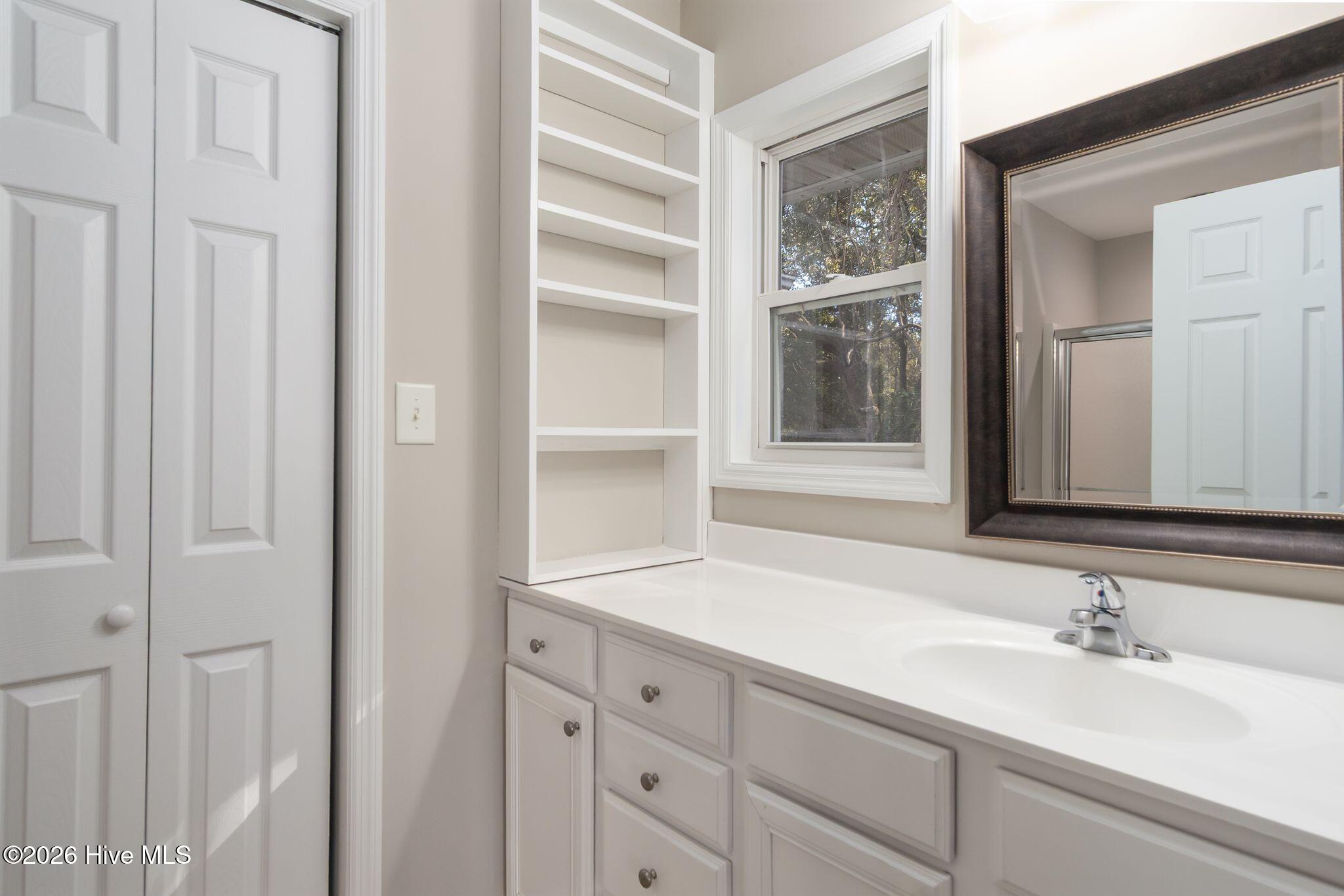 100555153 | Photo 27