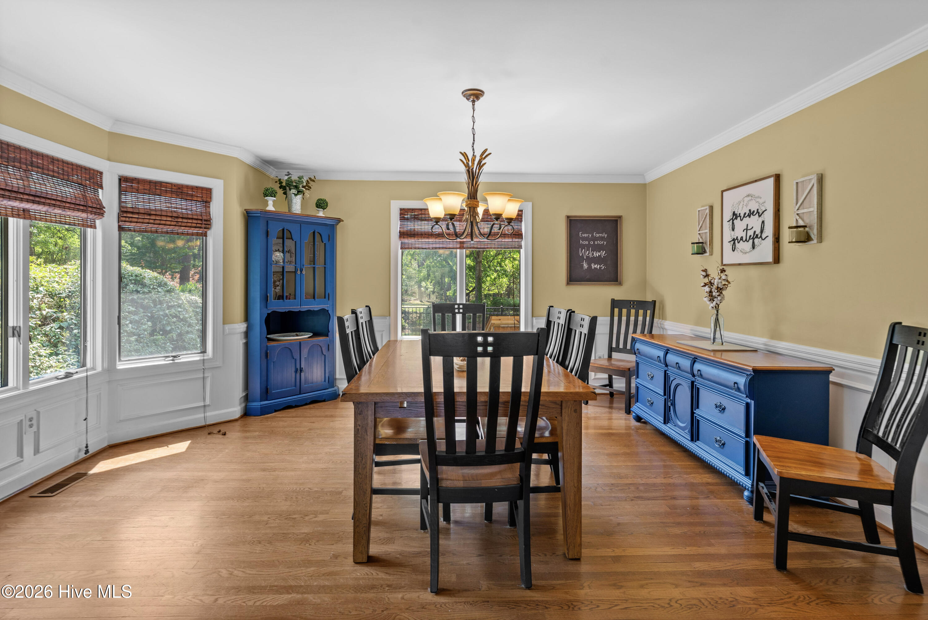 100569922 | Photo 16