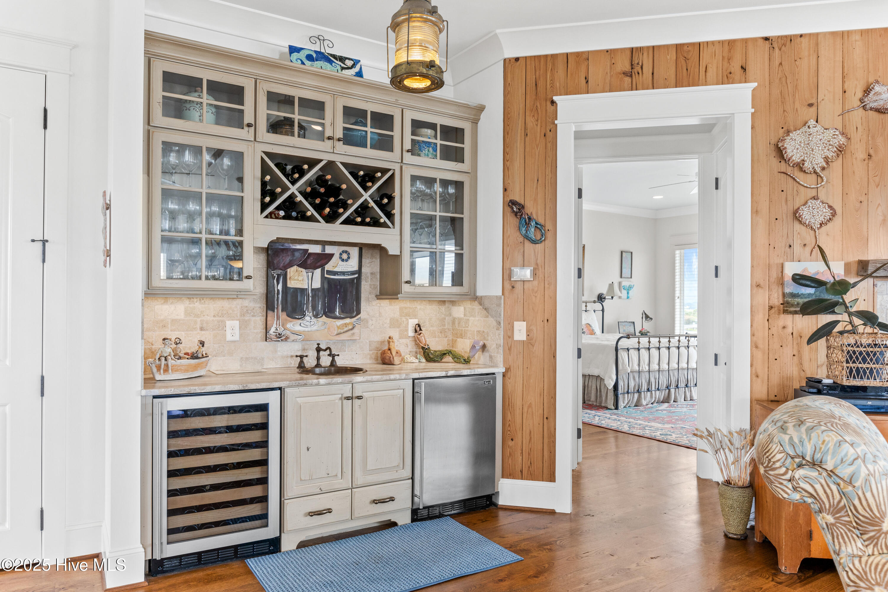 100531006 | Photo 20