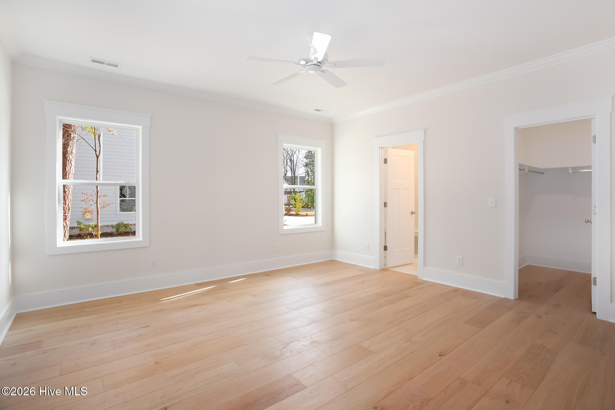 100559755 | Photo 13