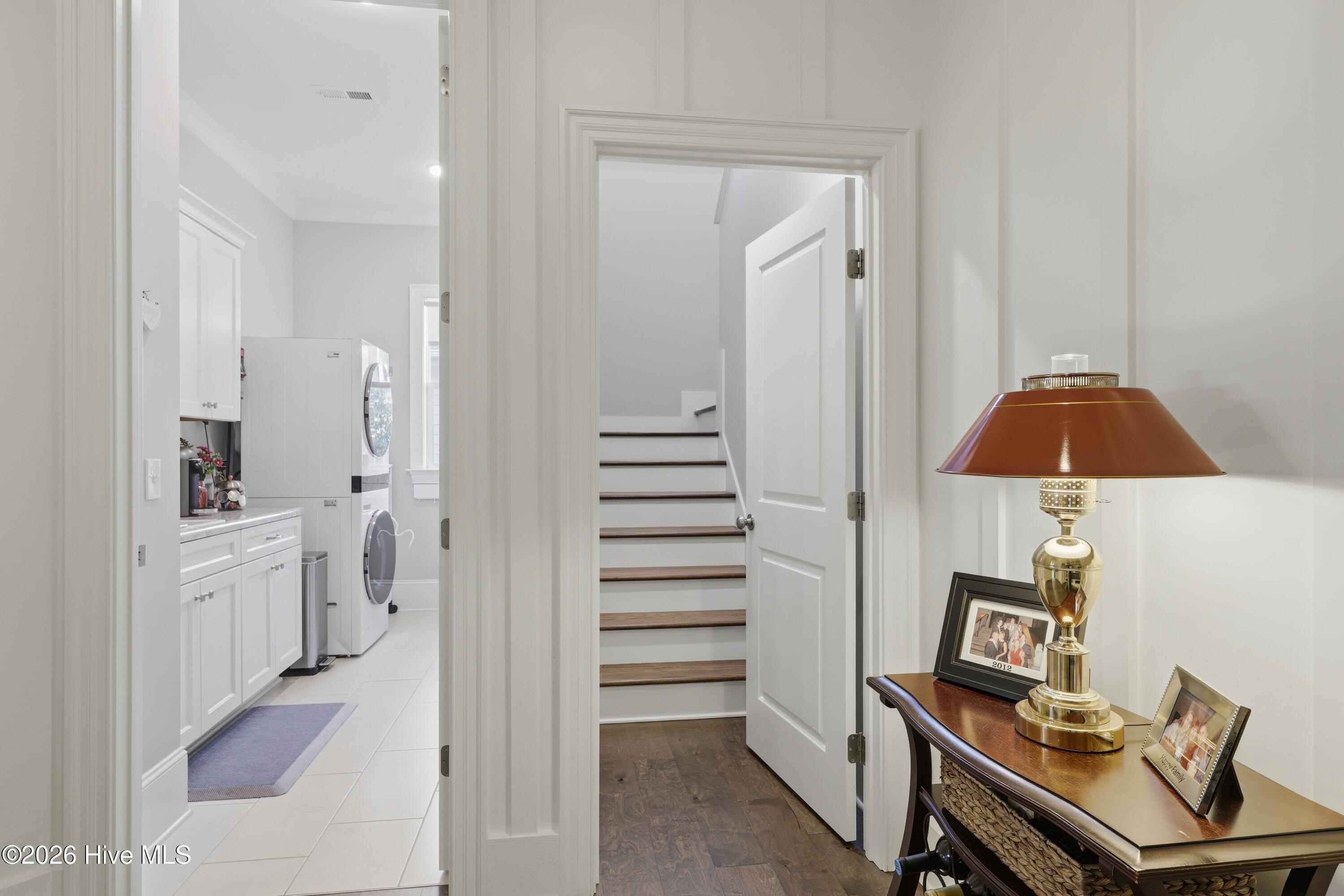 100560697 | Photo 50