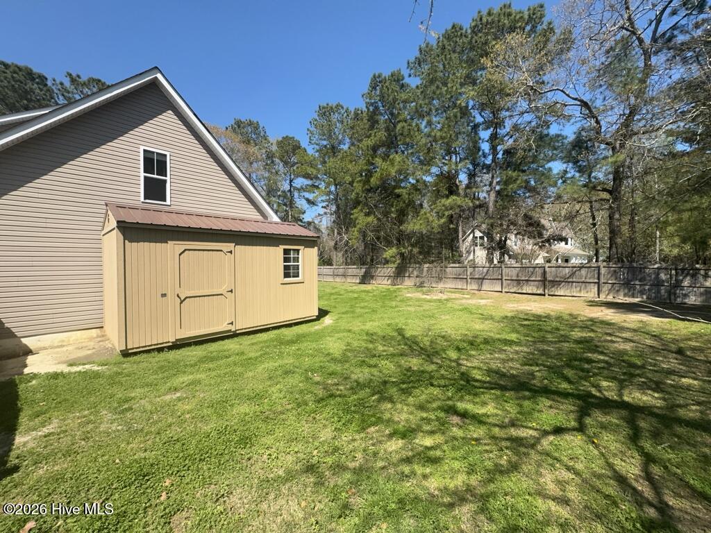 100561613 | Photo 35