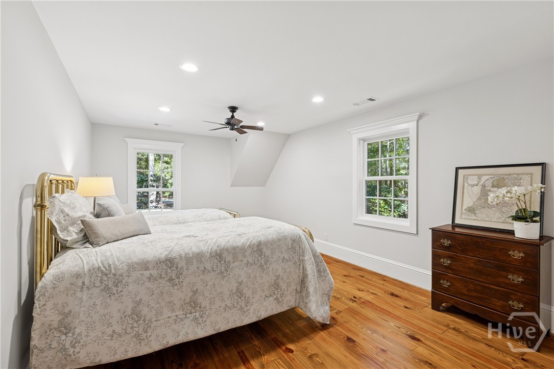 Carriage House Bedroom 2