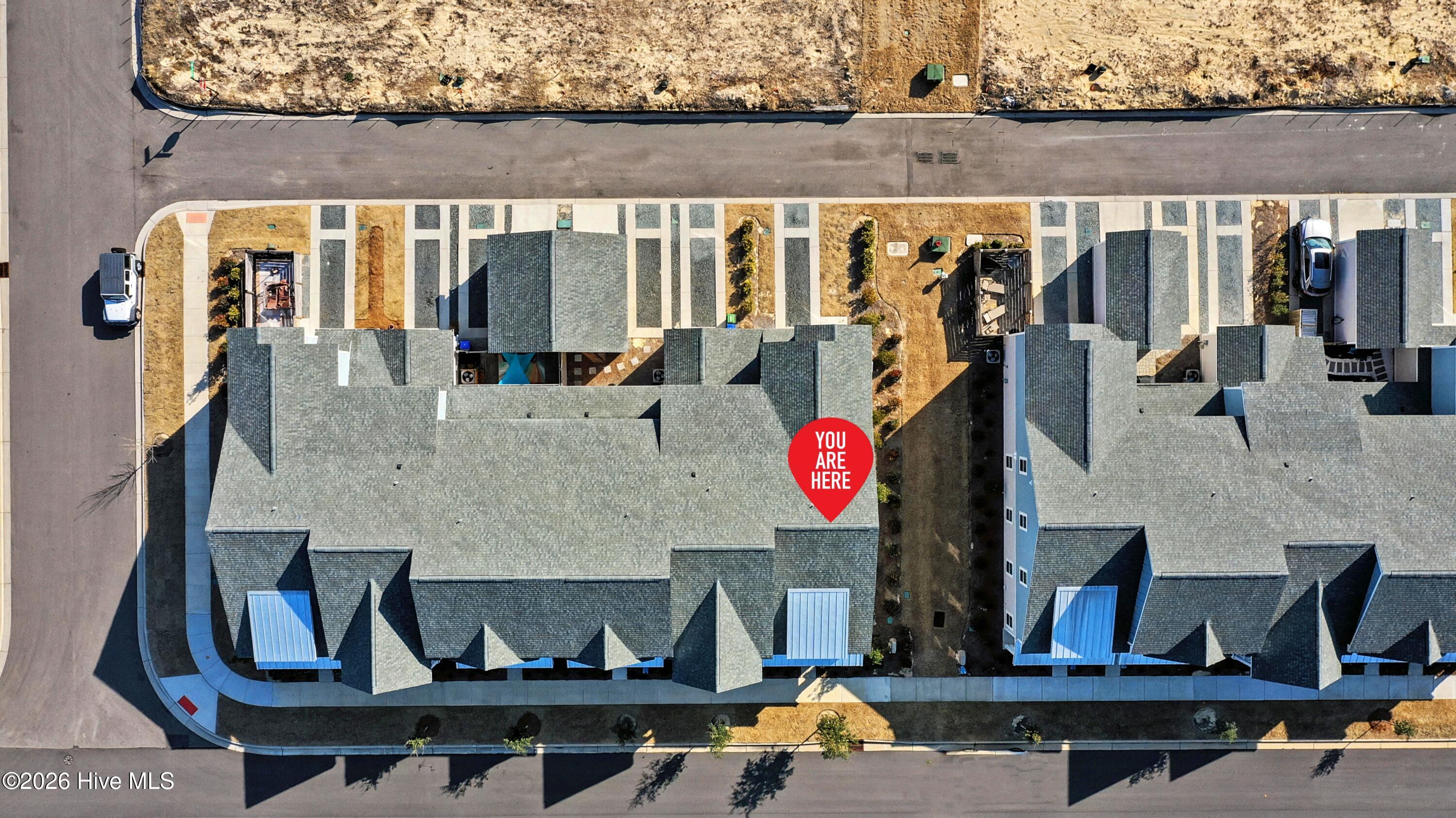 100553259 | Photo 38