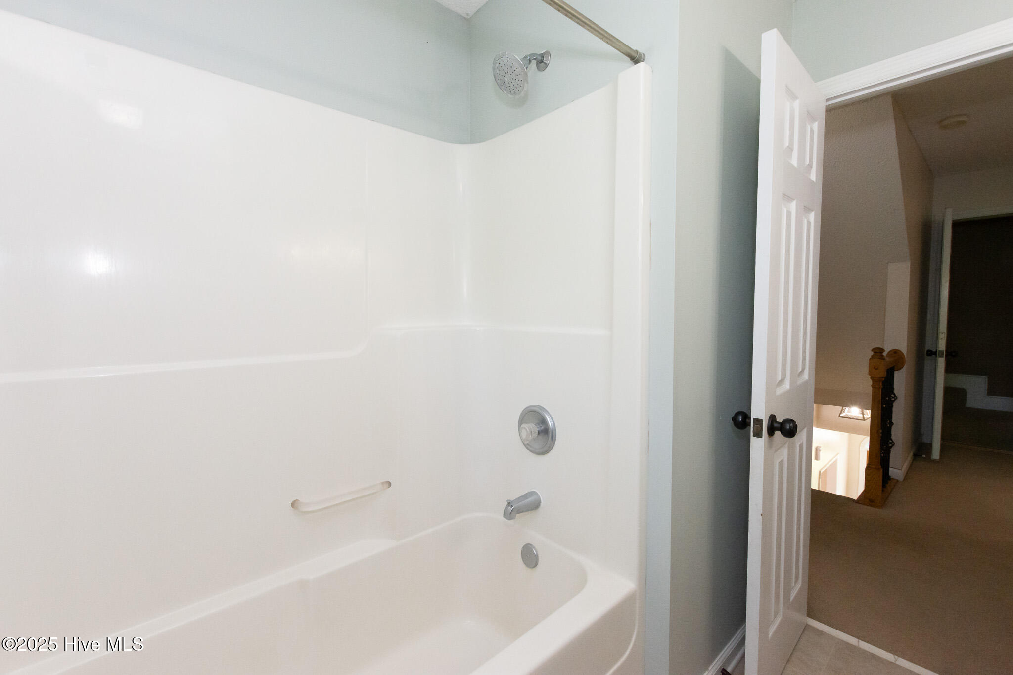 100522001 | Photo 42