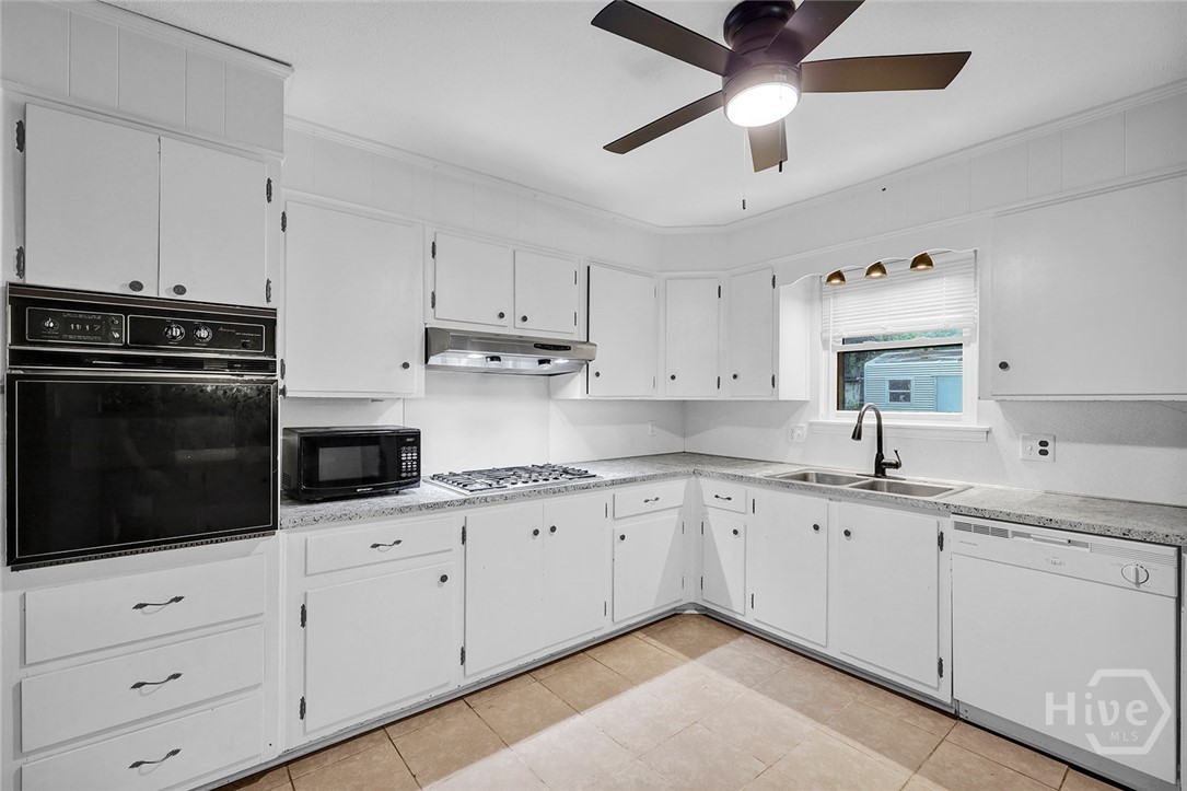 9 Austin Drive, Savannah, GA 31419 Listing Photo  17