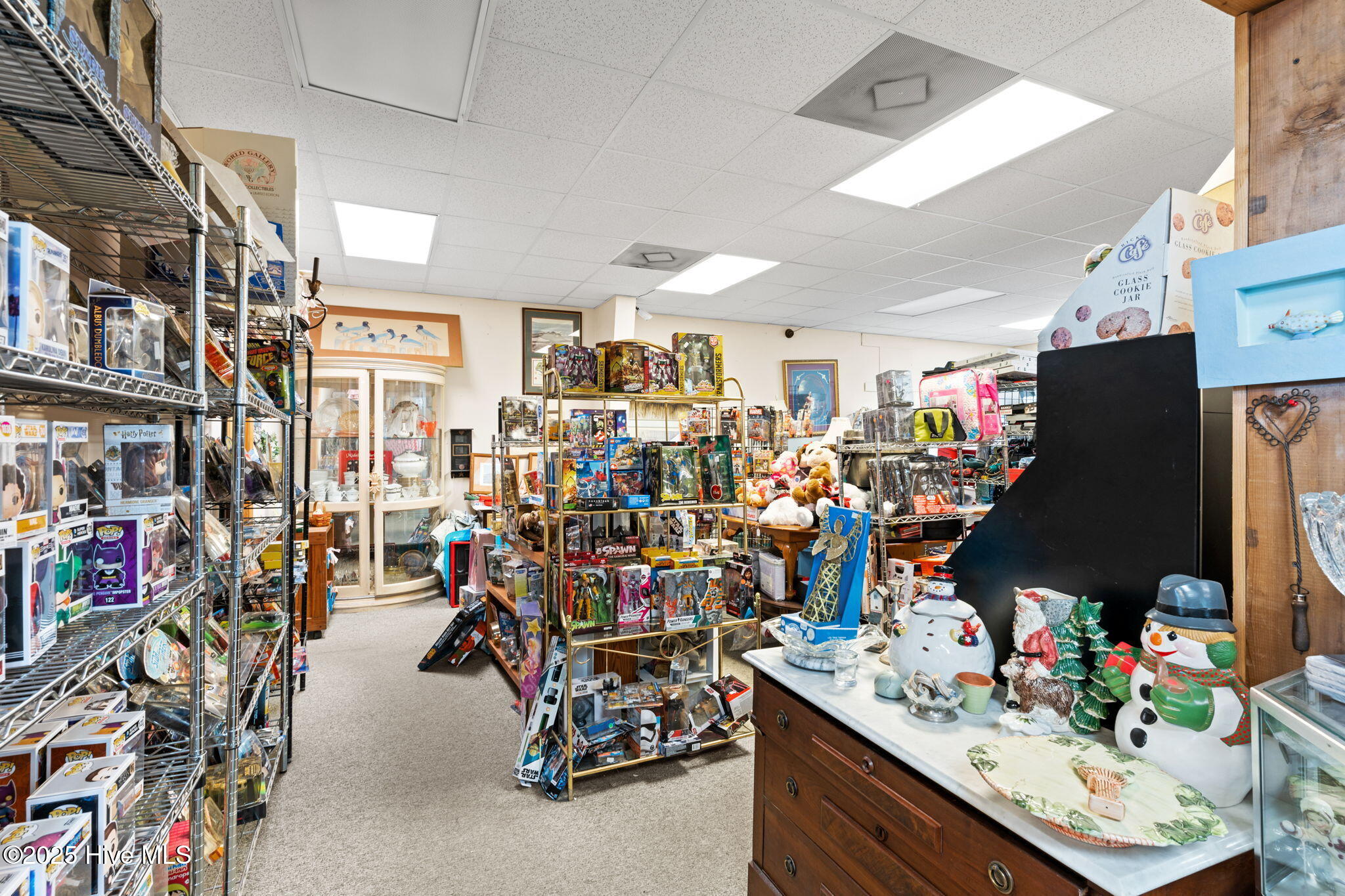 100544029 | Photo 16