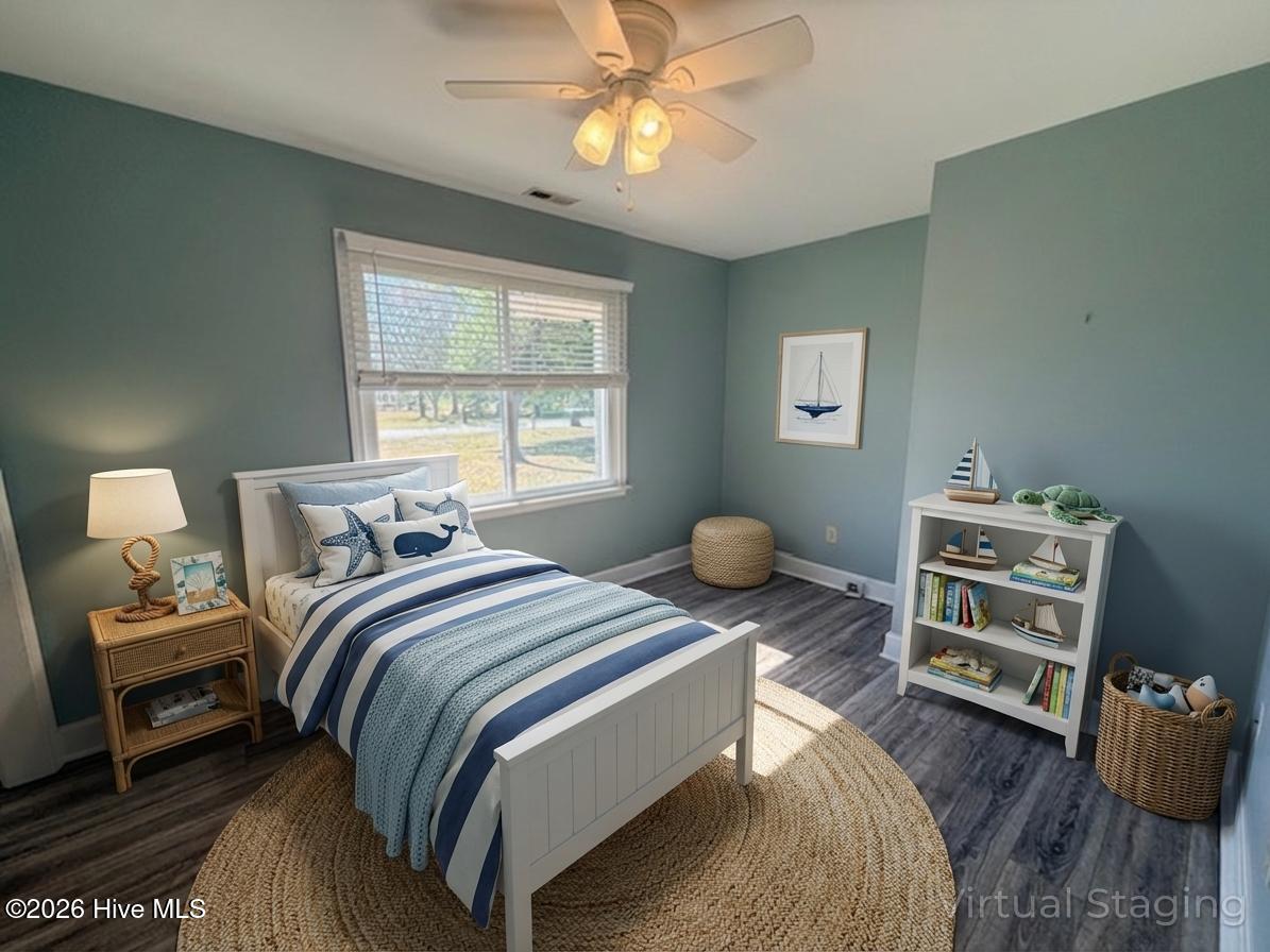 402 Crestwood Drive,Newport
