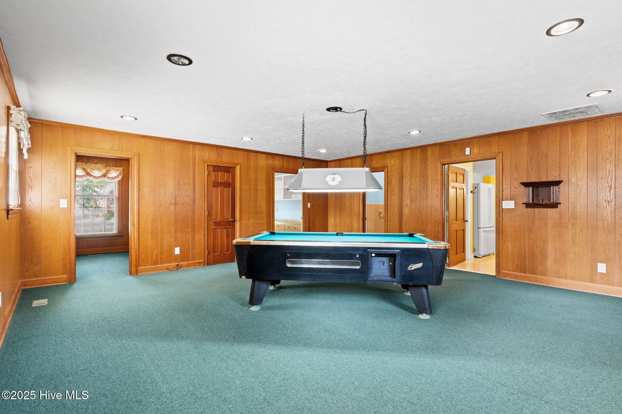 100526462 | Photo 23