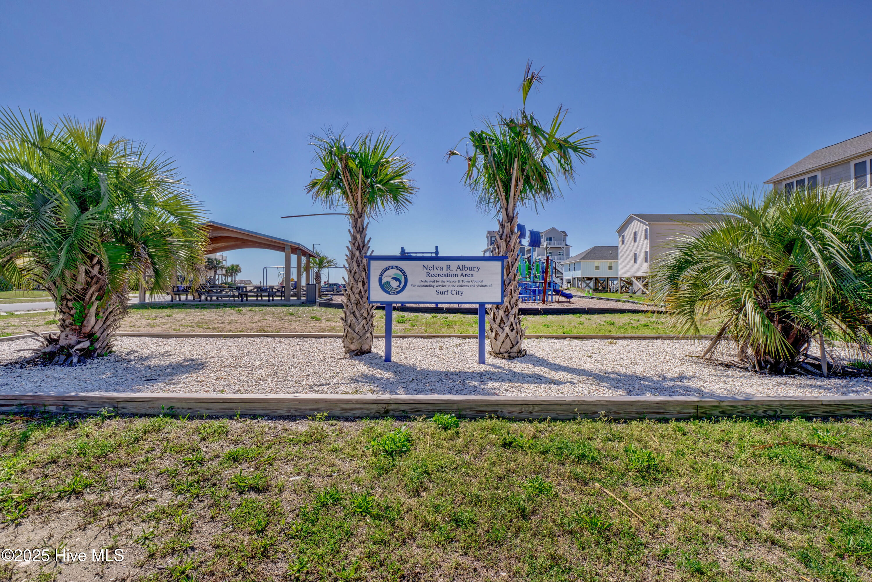 100508177 | Photo 49