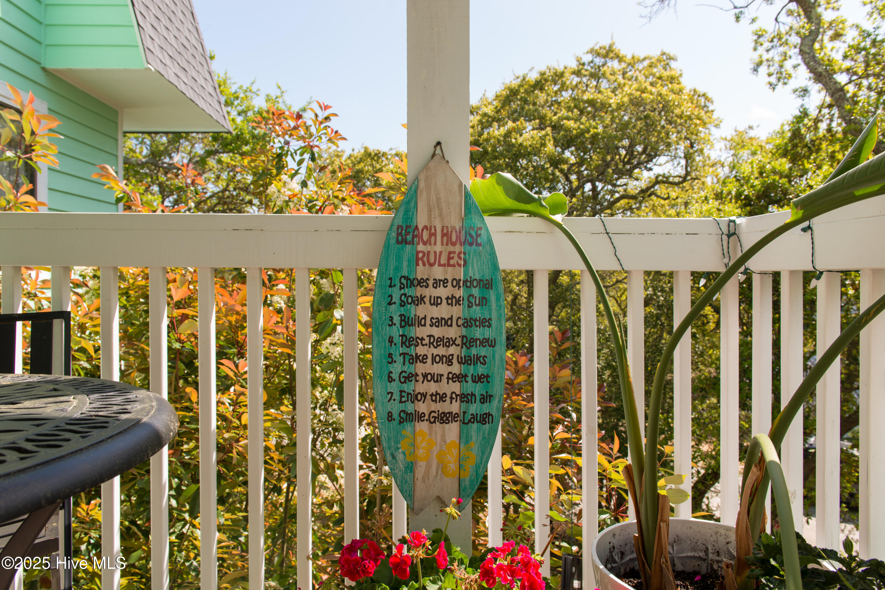 100556360 | Photo 44