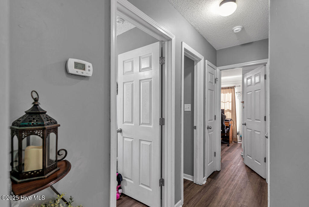 100533918 | Photo 21