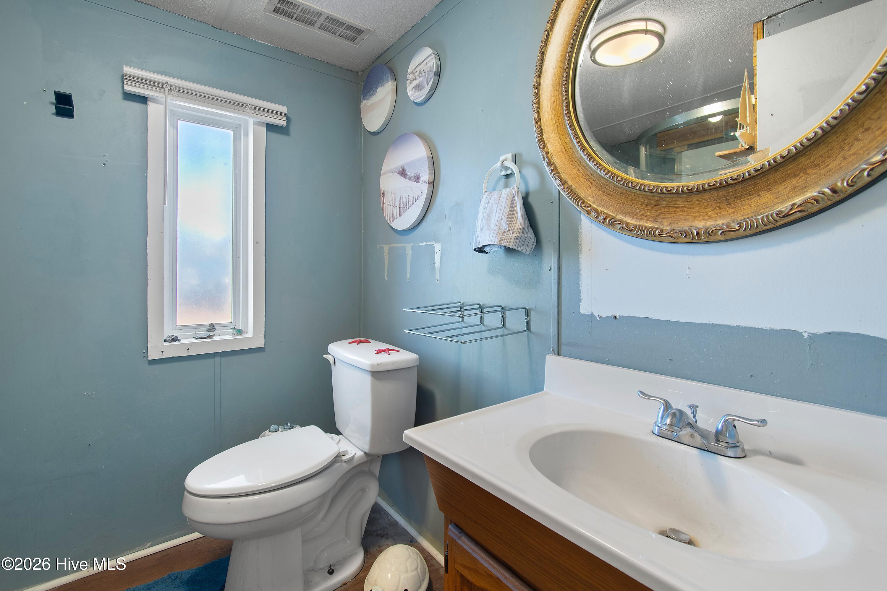 100553824 | Photo 14