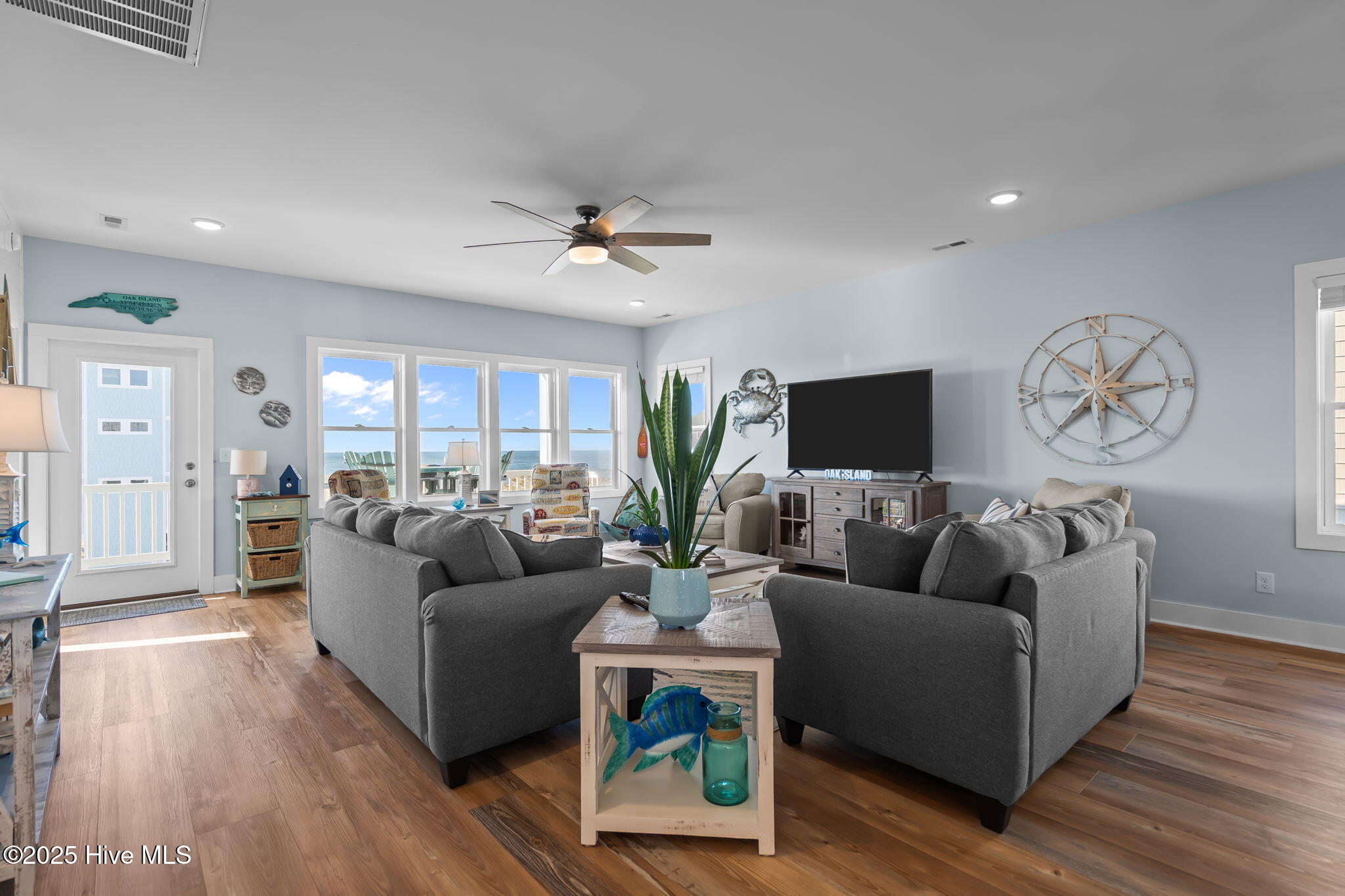 100538696 | Photo 19