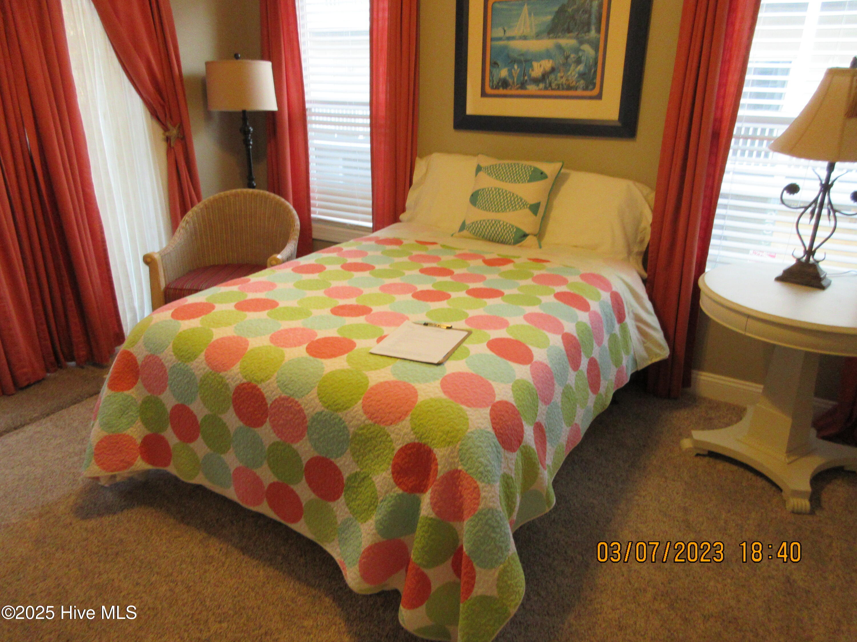 100525203 | Photo 26