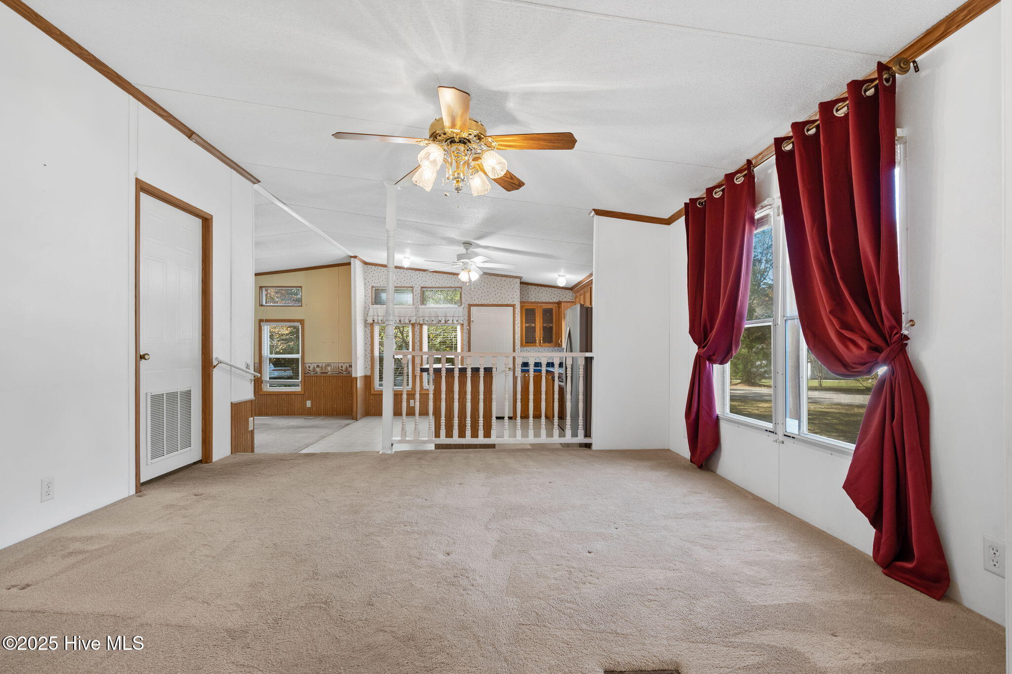 100541276 | Photo 18