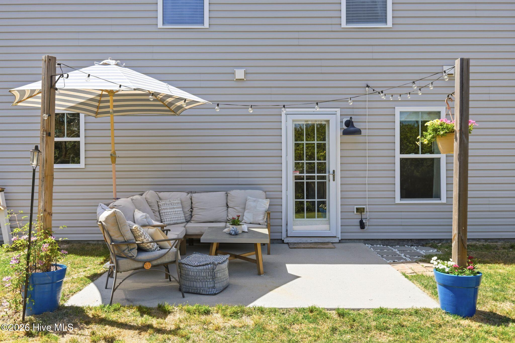 100566118 | Photo 51