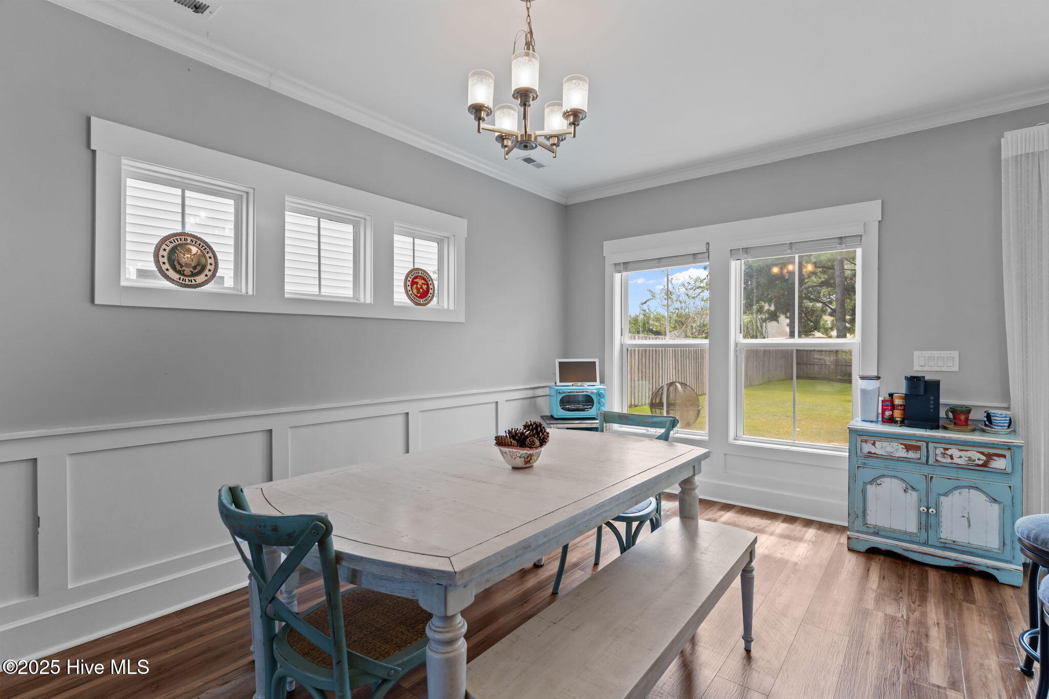 100528839 | Photo 21