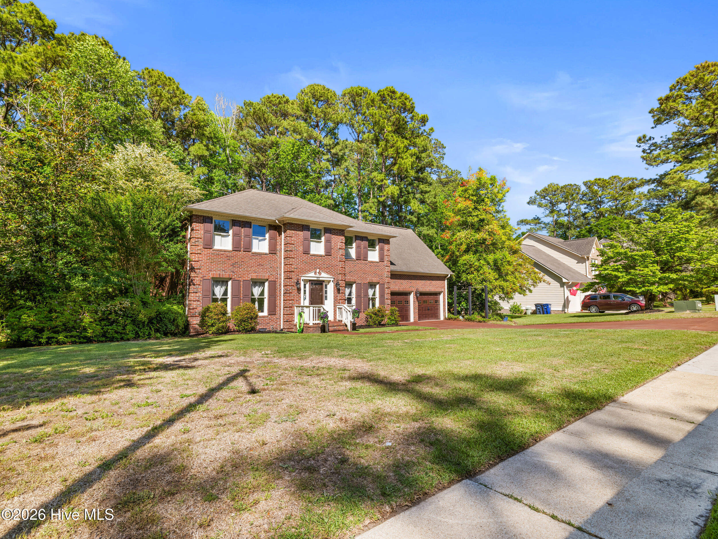 100570486 | Photo 75