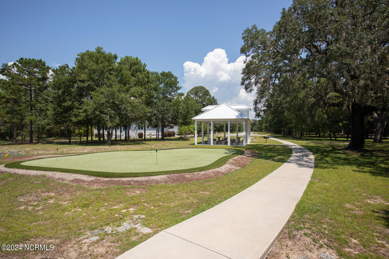 100560630 | Photo 34