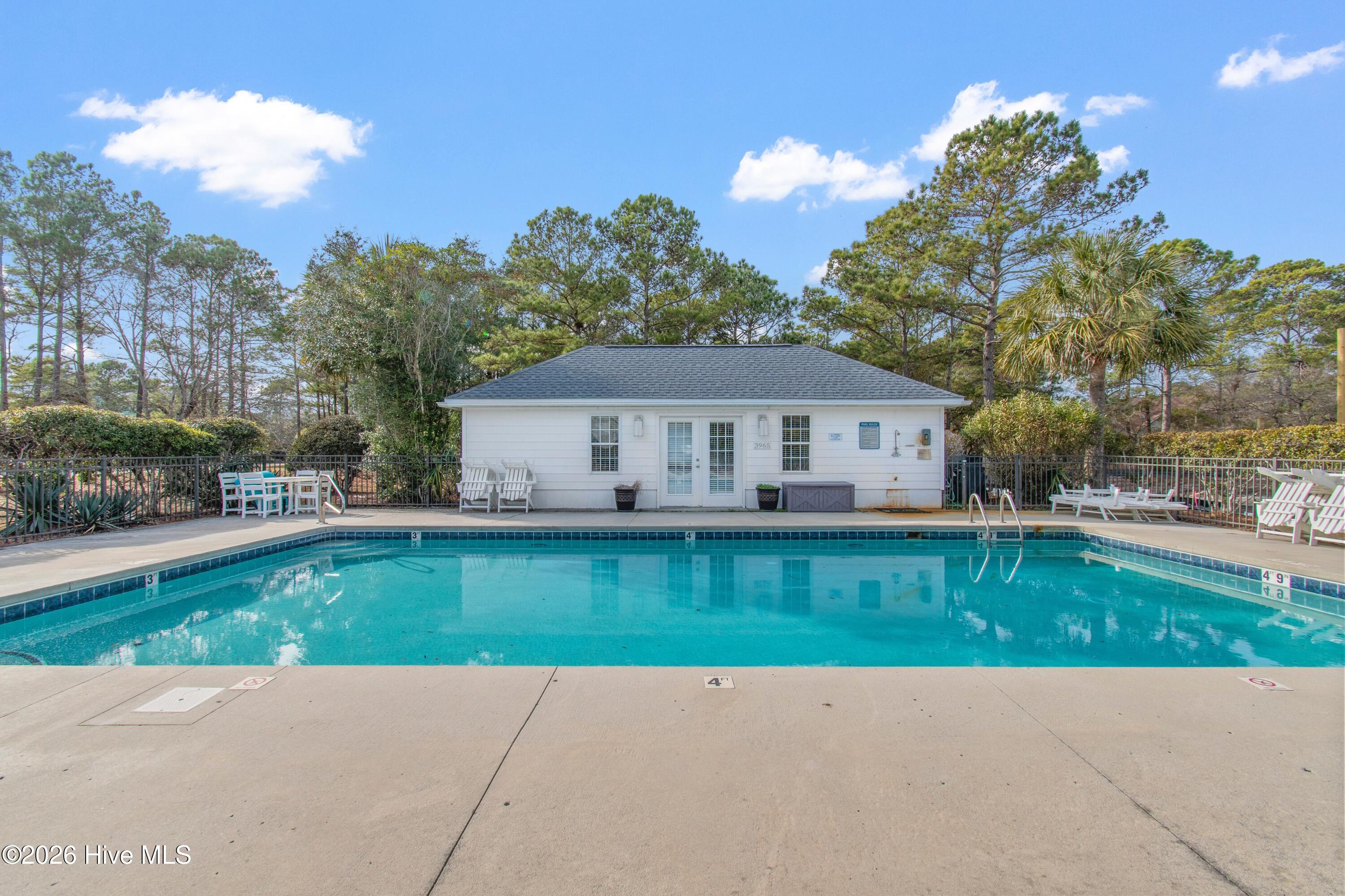 100559303 | Photo 77