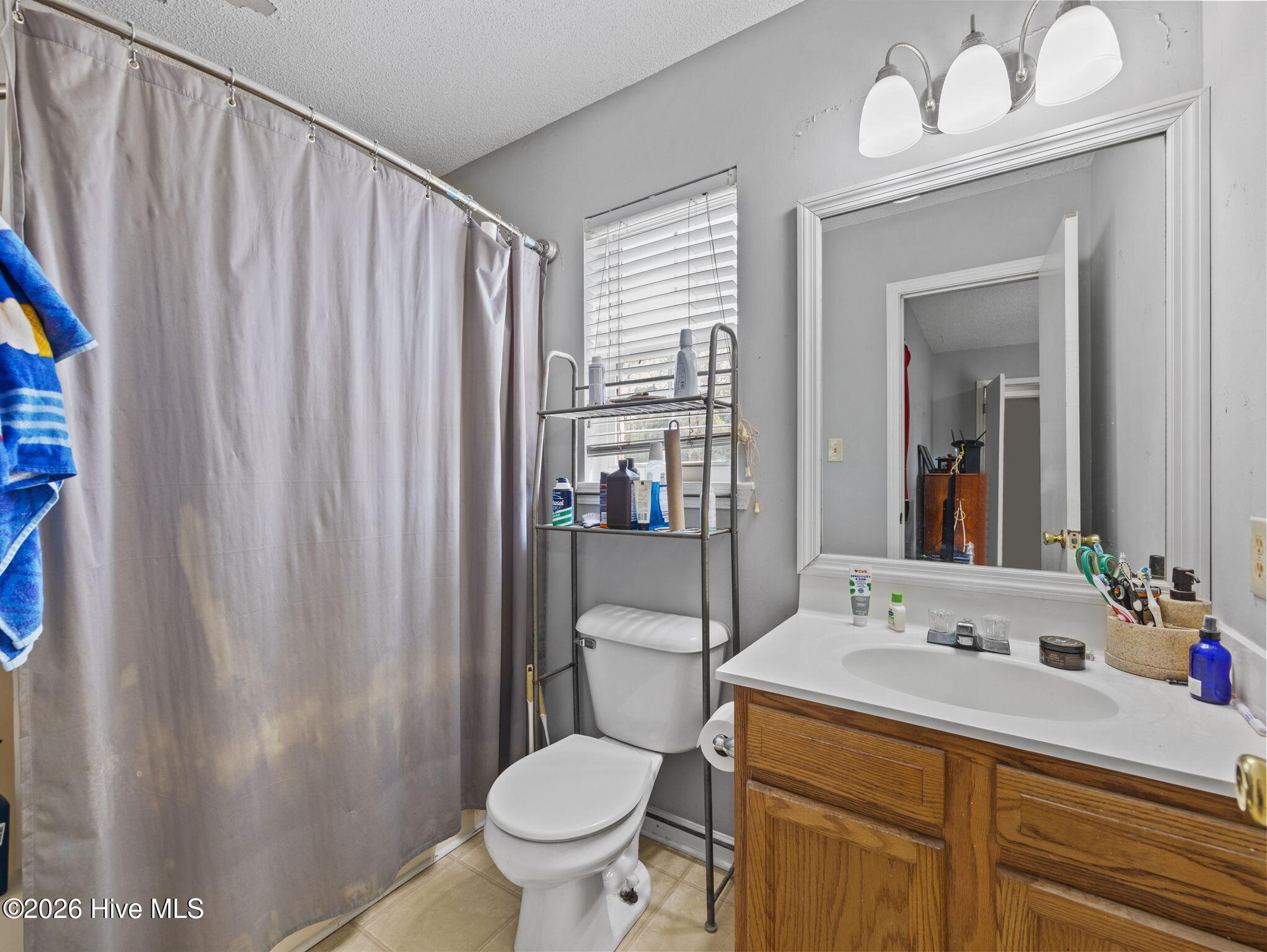 100562262 | Photo 21