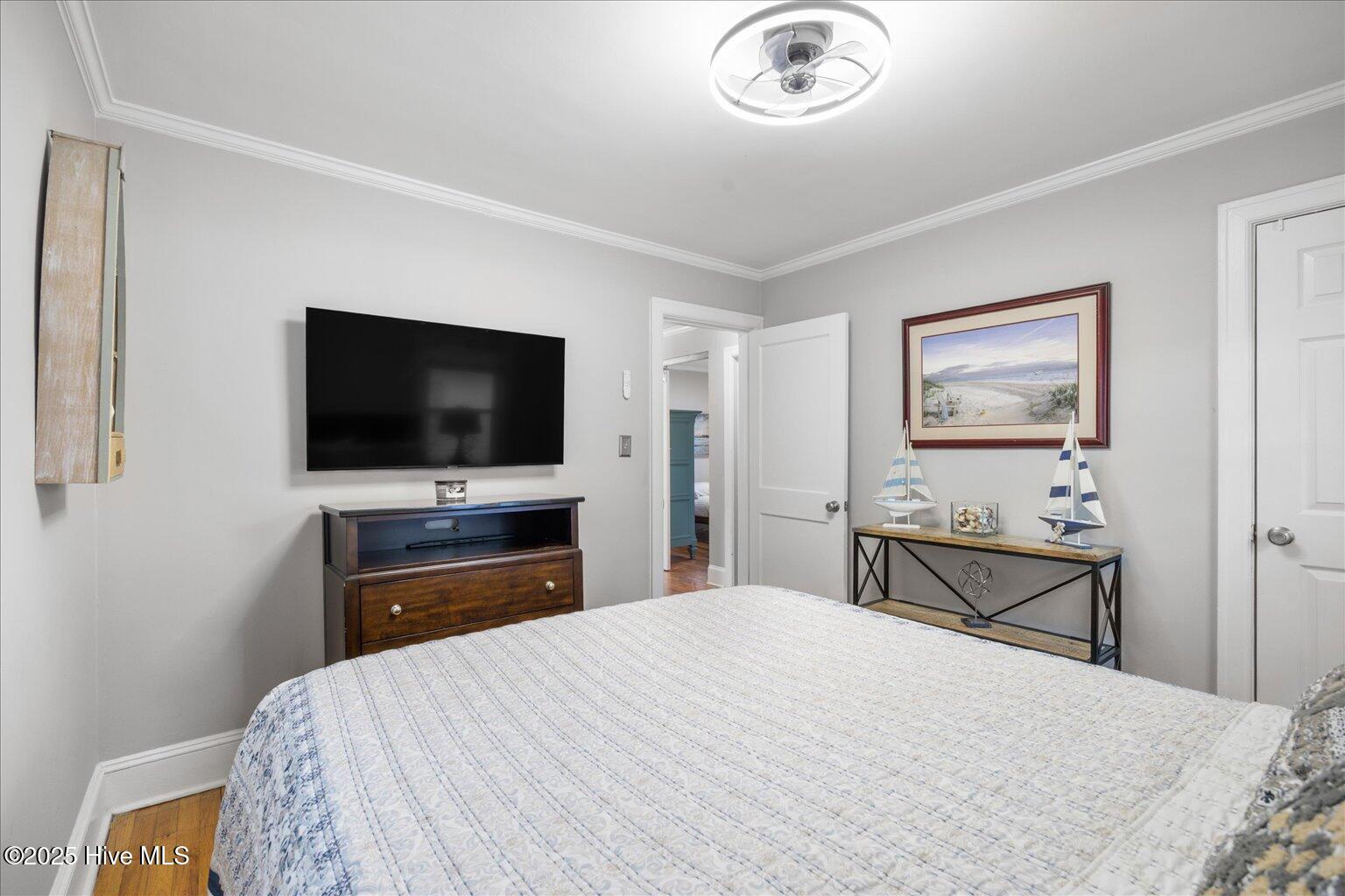 100528295 | Photo 21