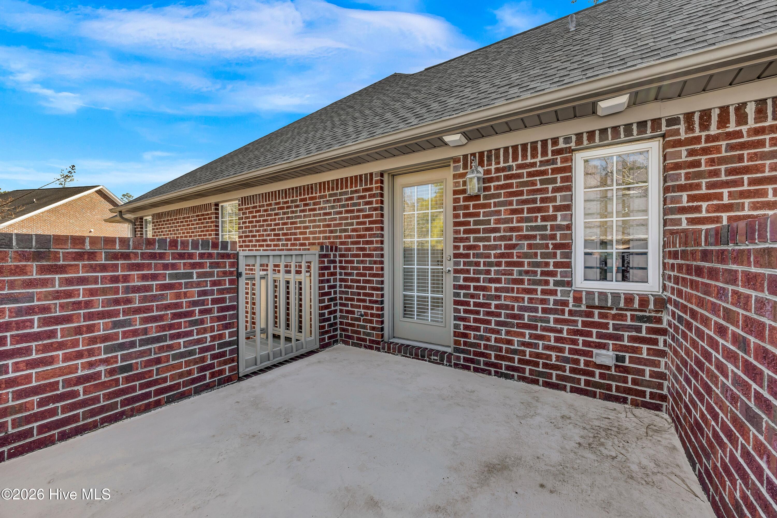 100552166 | Photo 22