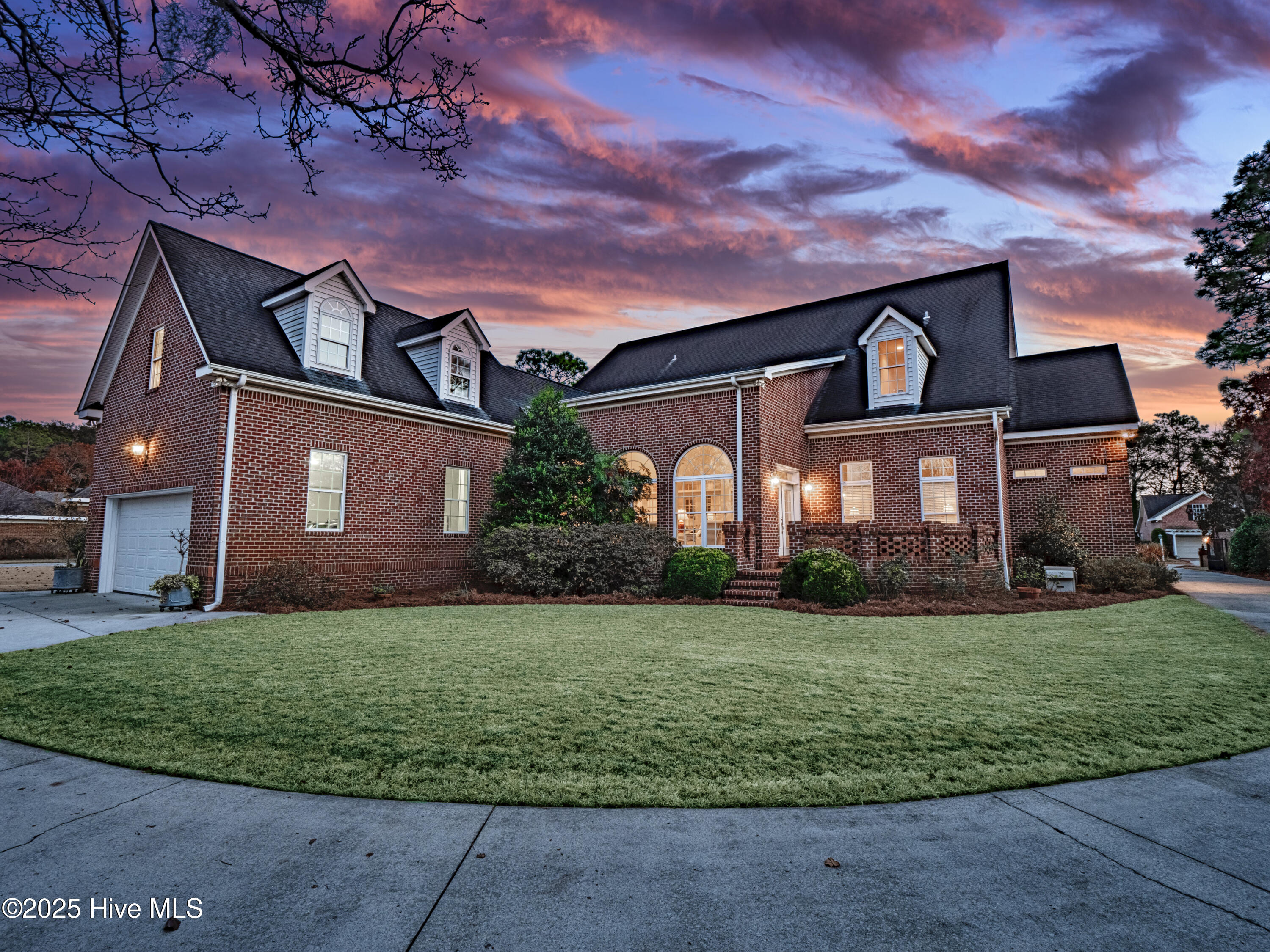 100559823 | Photo 43