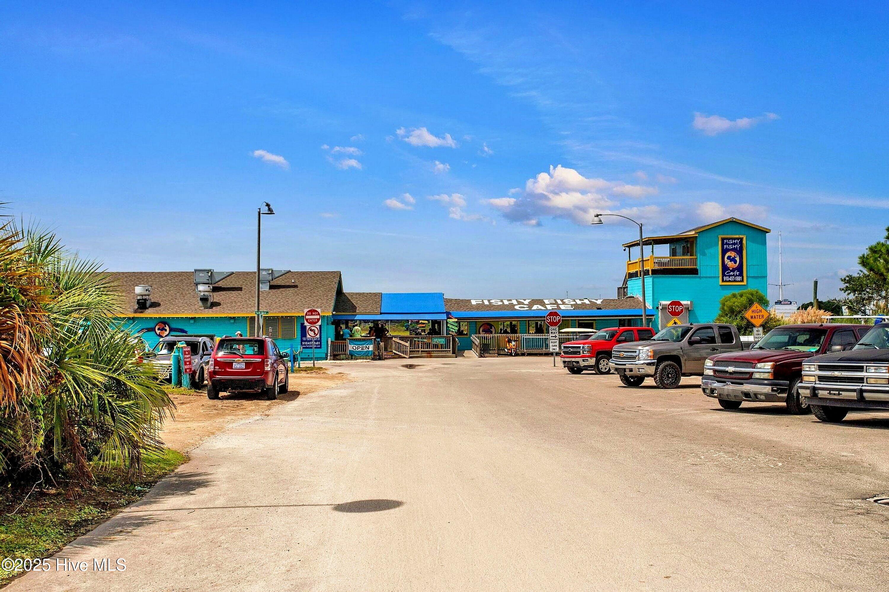 100557282 | Photo 36