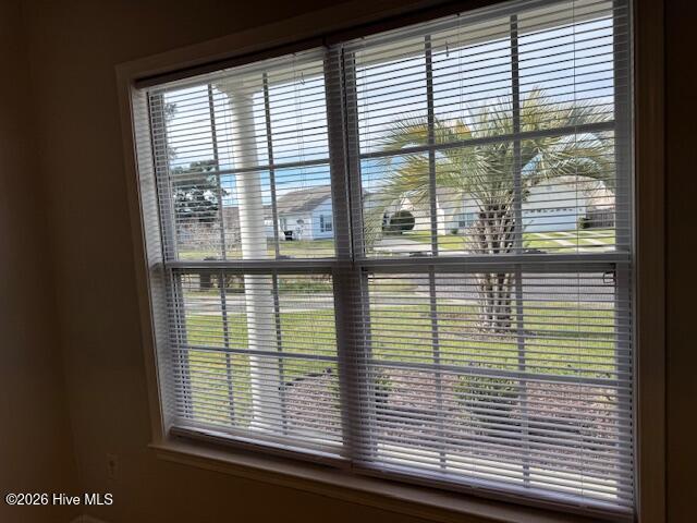 100561258 | Photo 16