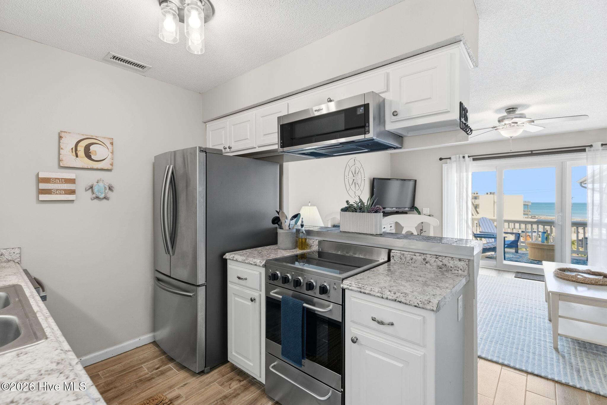 100556792 | Photo 20