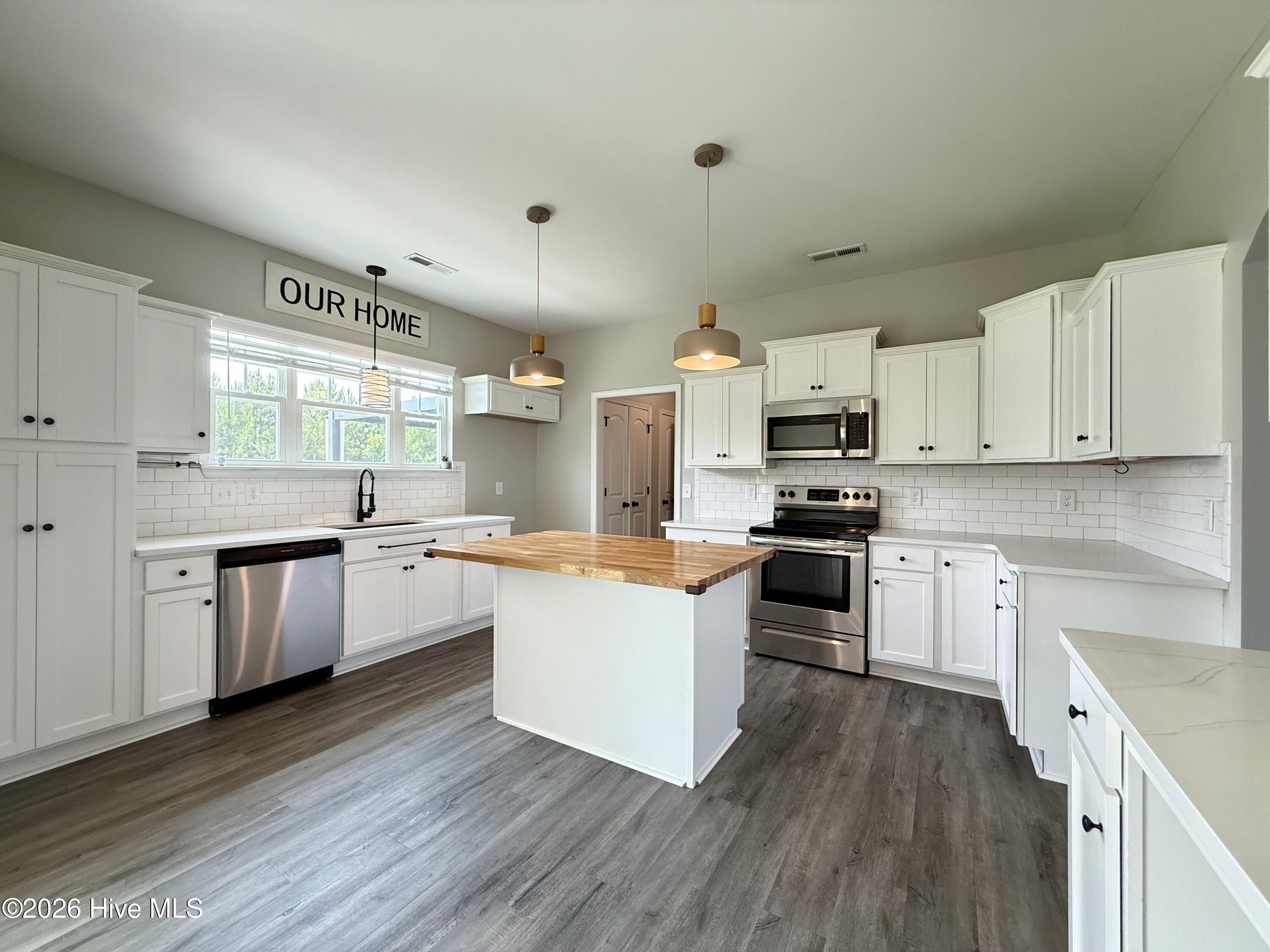 303 Breezeway Drive,Sneads Ferry