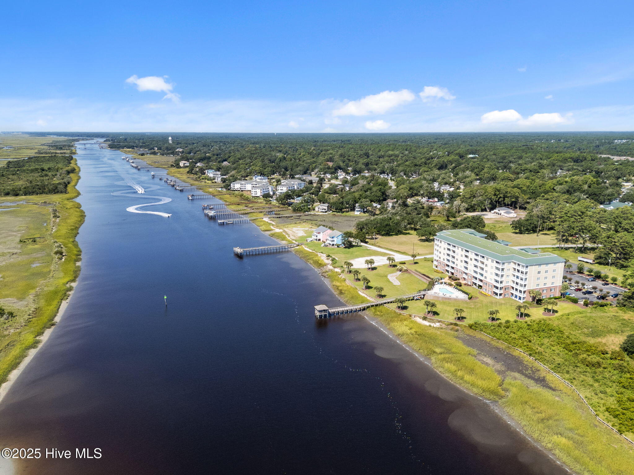 100528536 | Photo 55