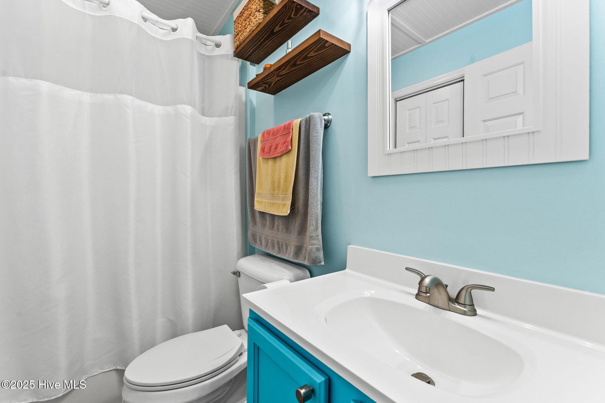 100527553 | Photo 32