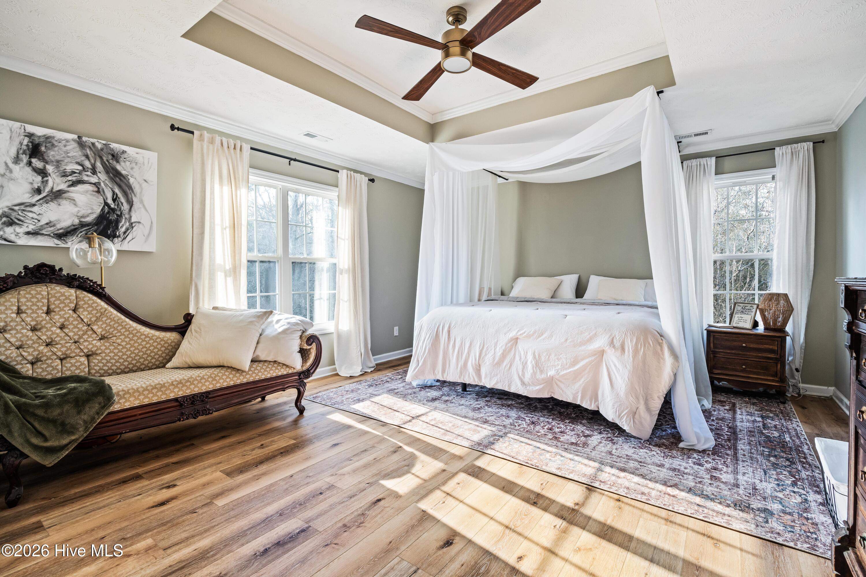 100556314 | Photo 42