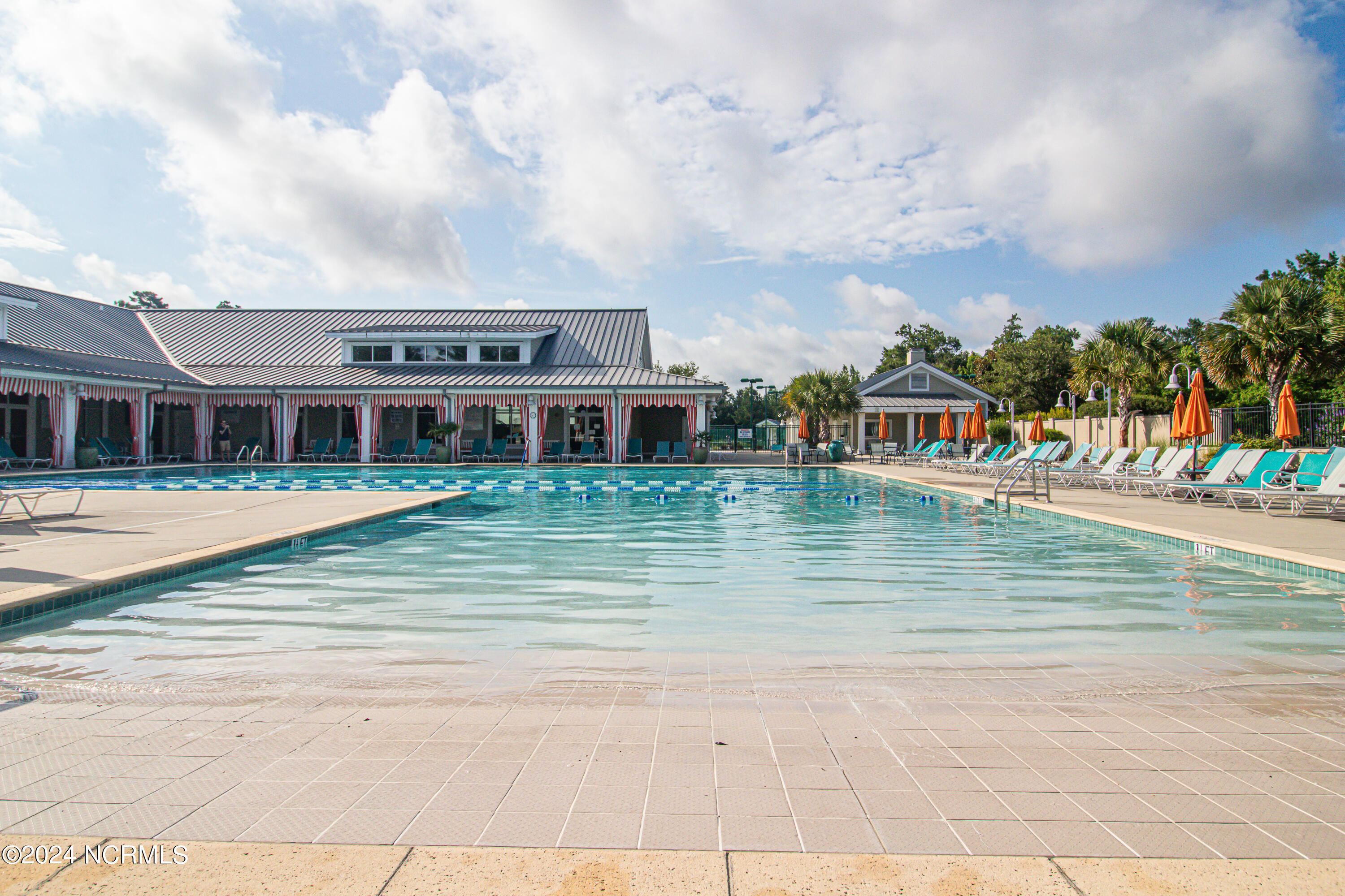 100540781 | Photo 18