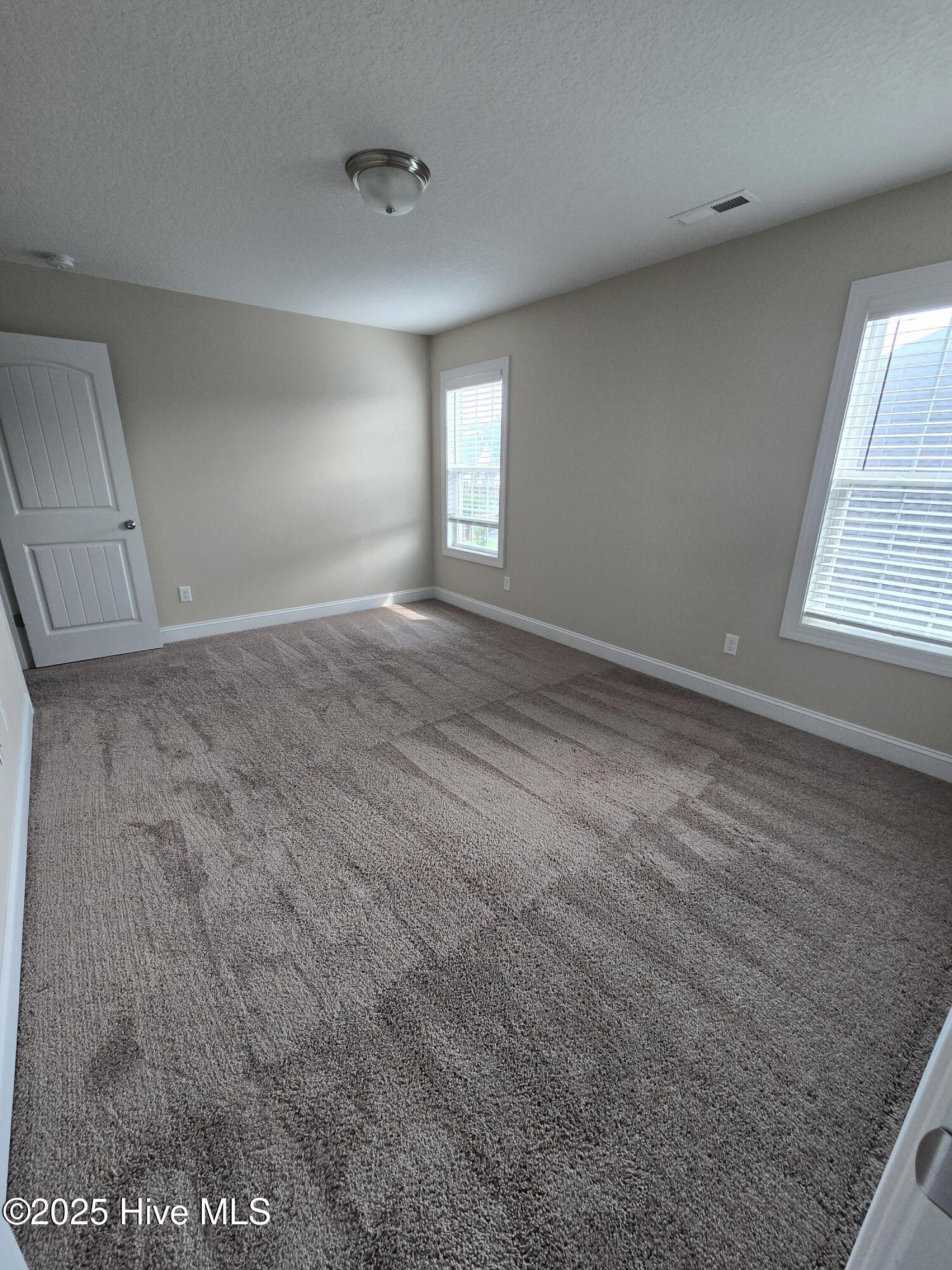 100546217 | Photo 10